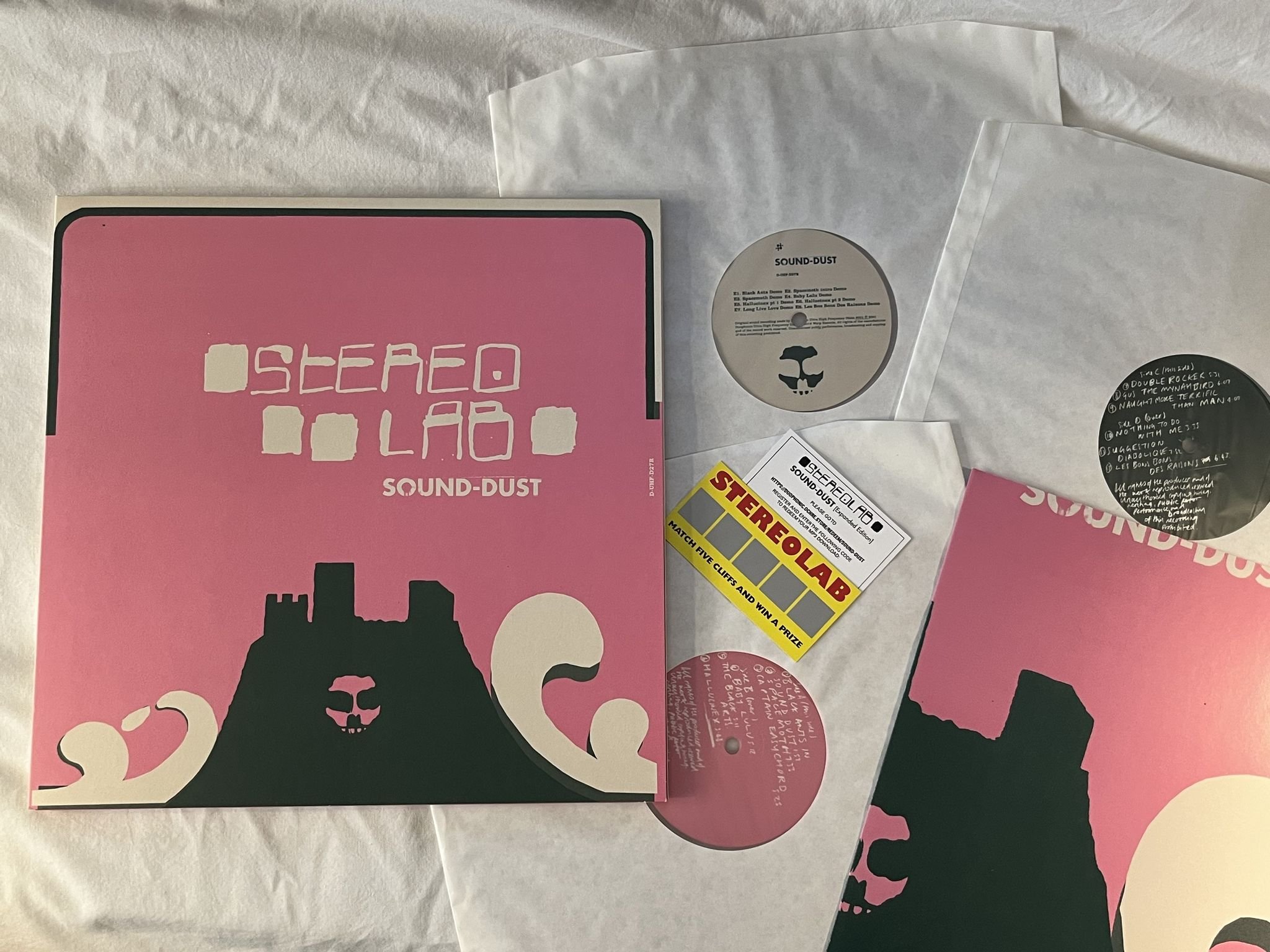 Omslagsbild för skivan STEREOLAB Sound-Dust 2xLP 2019 WARP D-UHF-D27RC