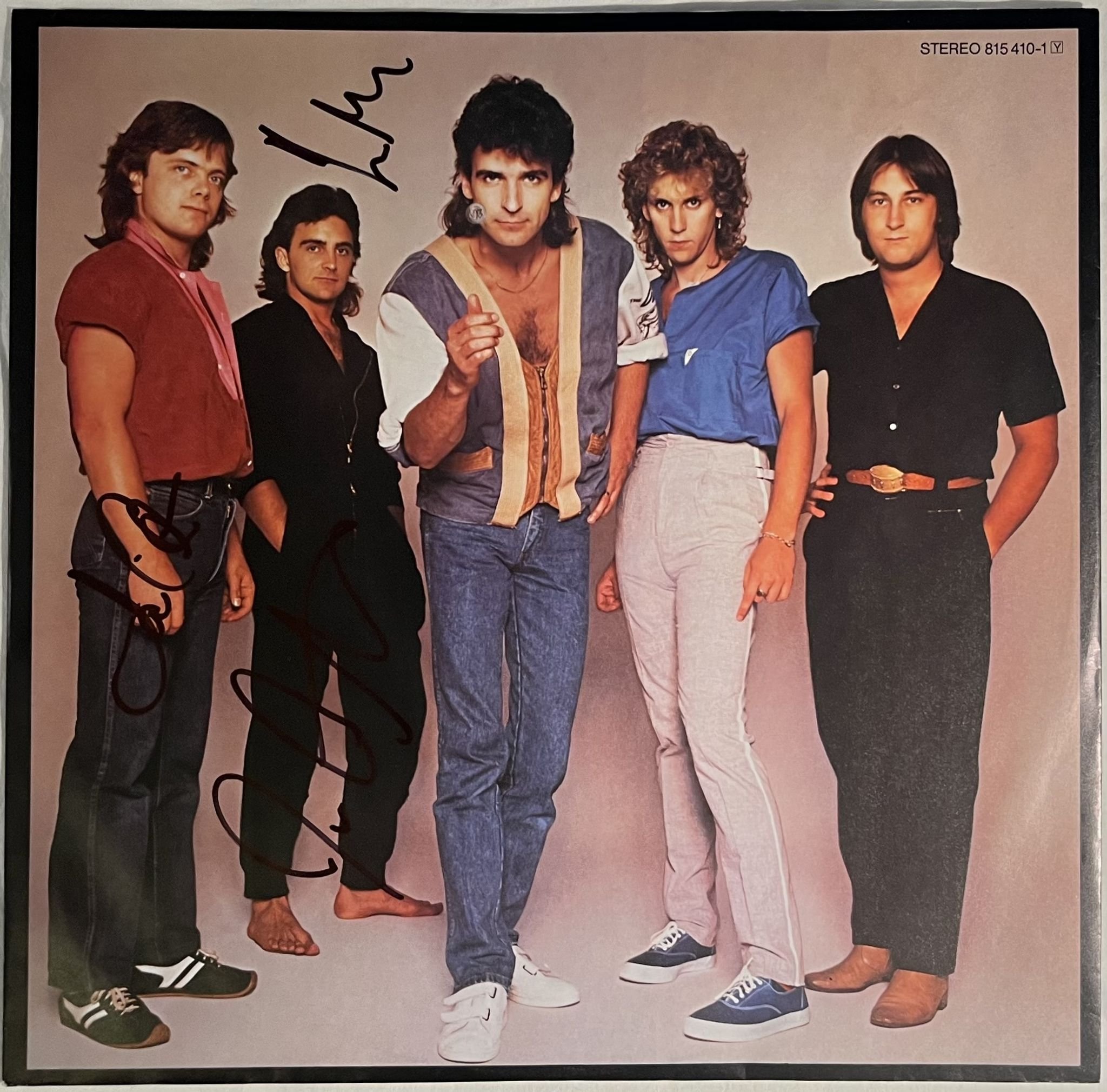 Omslagsbild för skivan SAGA heads or tales LP -83 Ger POLYDOR 815410-1 ** SIGNED BY 2 BAND MEMEBERS **