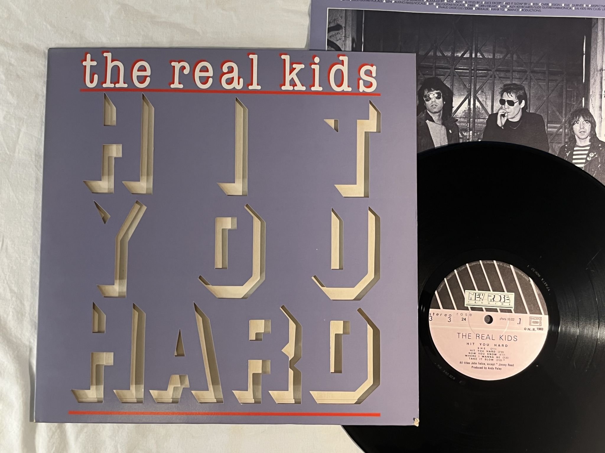 Omslagsbild för skivan THE REAL KIDS Hit You Hard LP -83 Fra NEW ROSE Rose 24