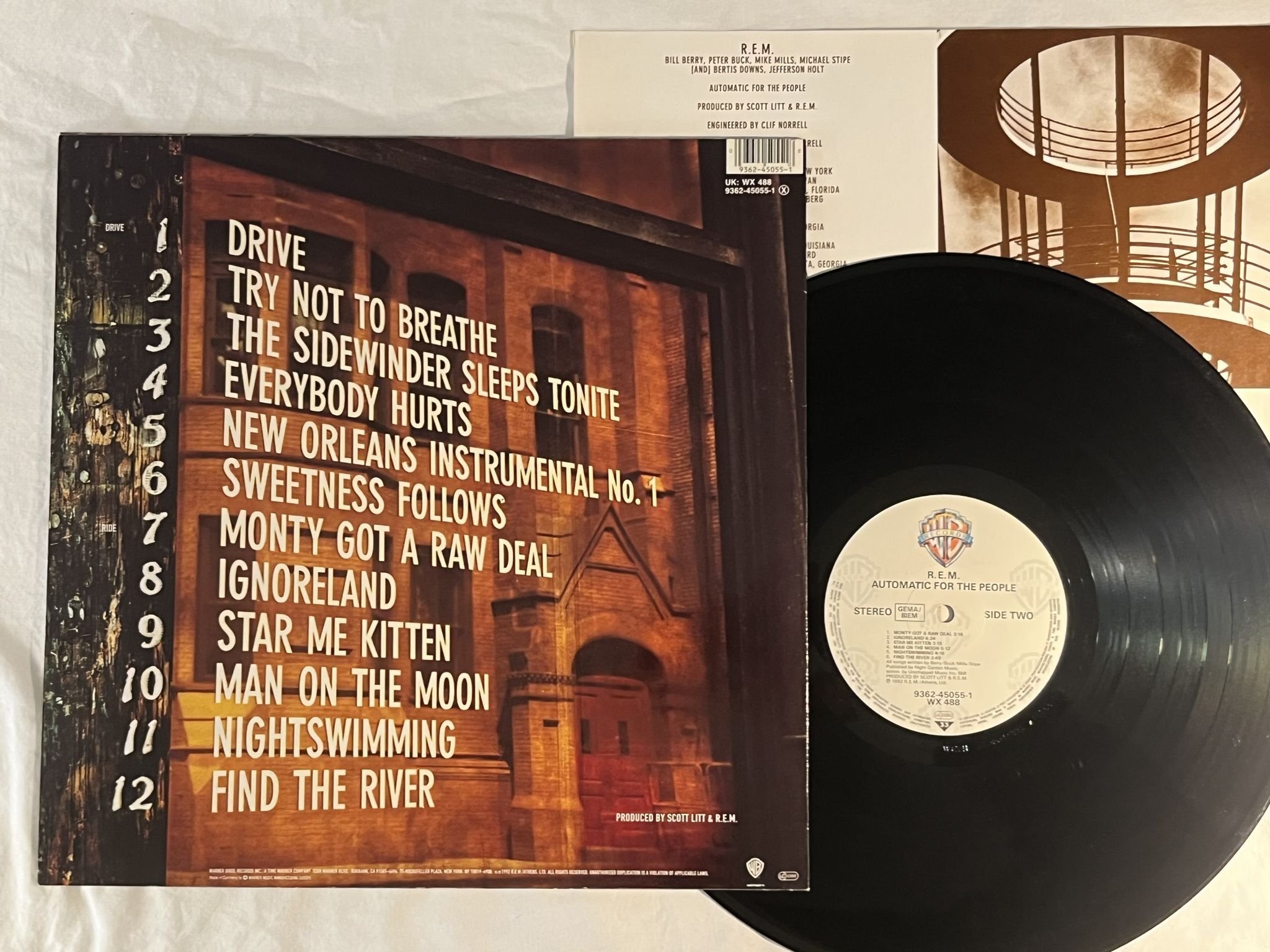 Omslagsbild för skivan R.E.M. automatic for the people LP -92 eu WARNER BROS 9362-45055-1