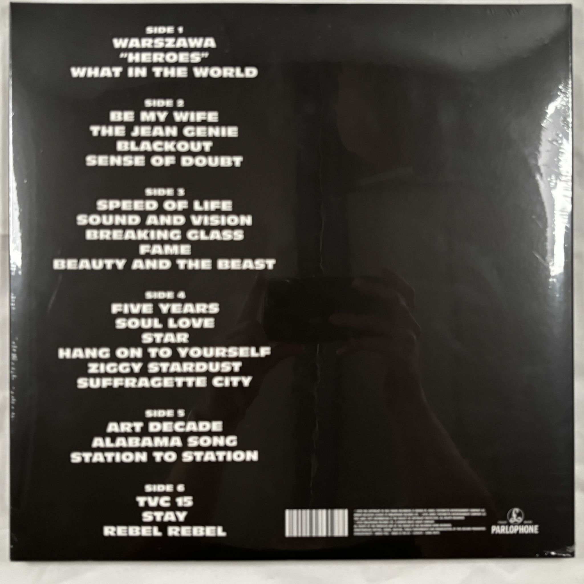 Omslagsbild för skivan DAVID BOWIE Welcome To The Blackout.. 3xLP- 2018 Parlophone – DBRSD 7782