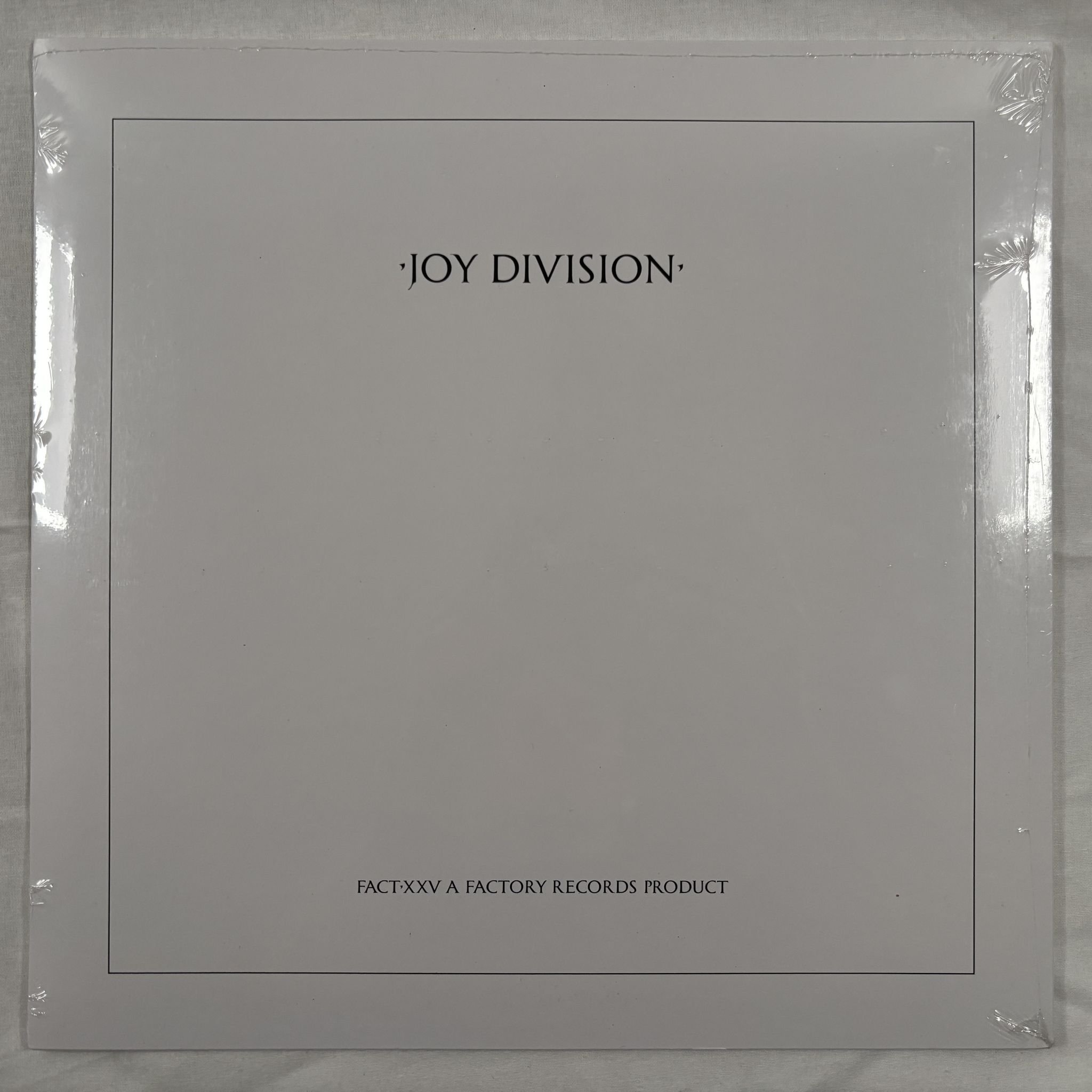 Omslagsbild för skivan JOY DIVISION Closer LP- 2015 Factory – FACT·XXV