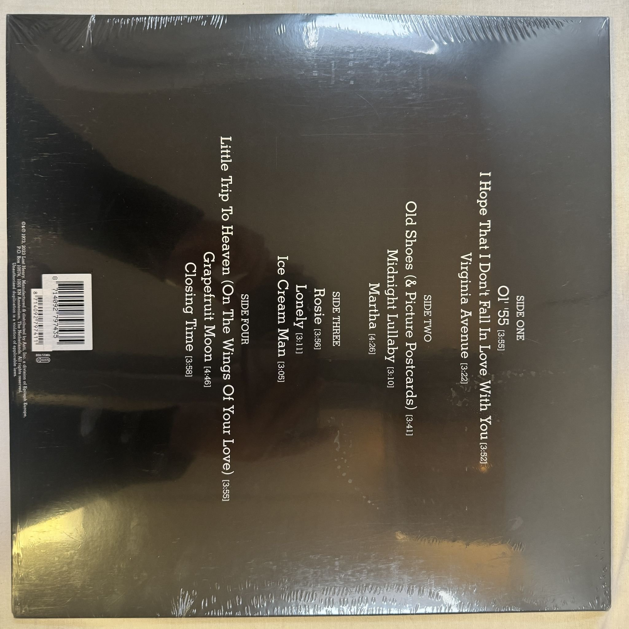 Omslagsbild för skivan TOM WAITS closing time LP -2023 Anti- – 7974-1