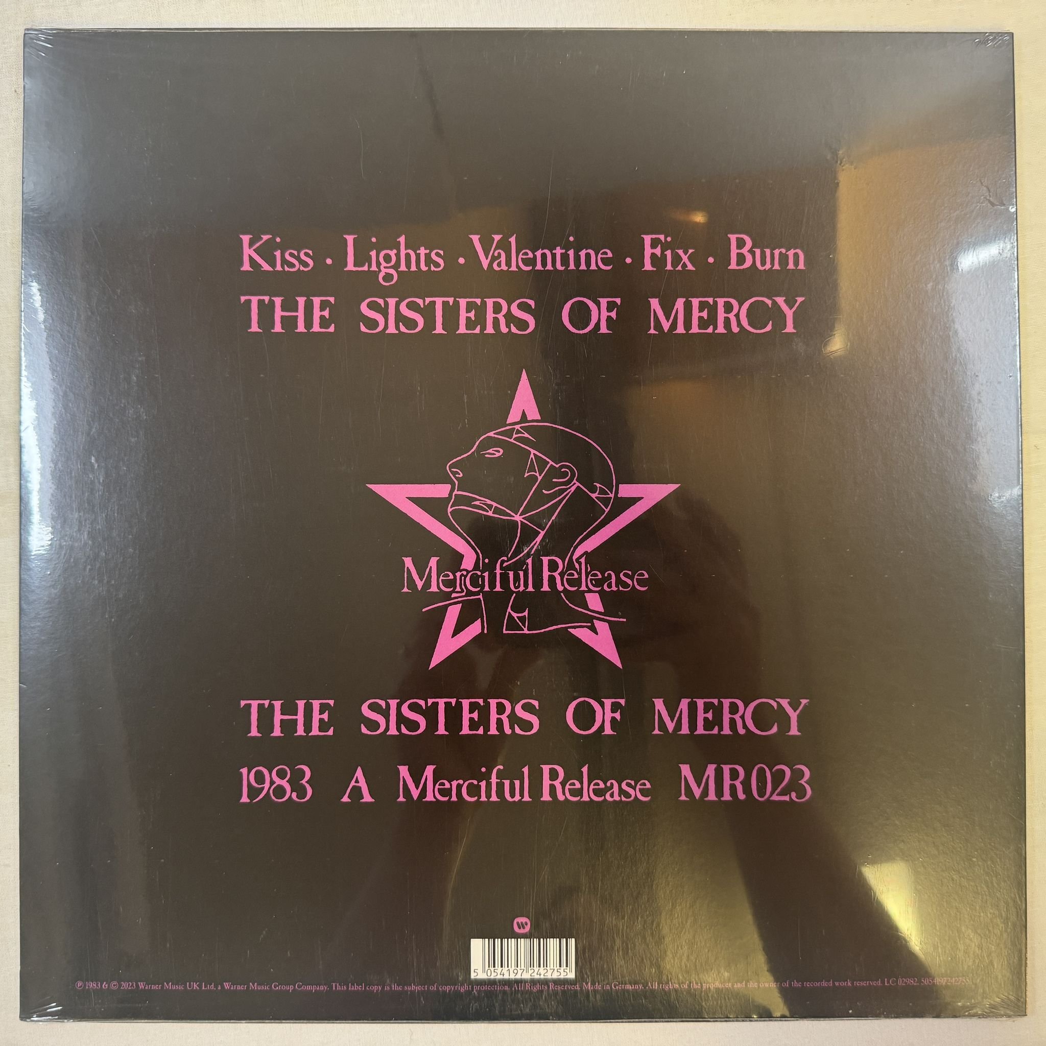 Omslagsbild för skivan THE SISTERS OF MERCY the reptile house E.P. LP -2023 505-4197242755