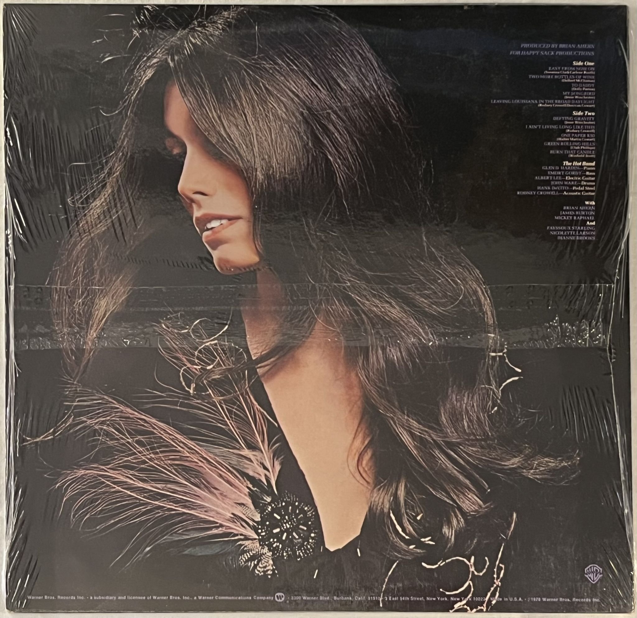 Omslagsbild för skivan EMMYLOU HARRIS Quarter Moon In A Ten Cent Town LP -78 US WARNER BROS BSK 3141