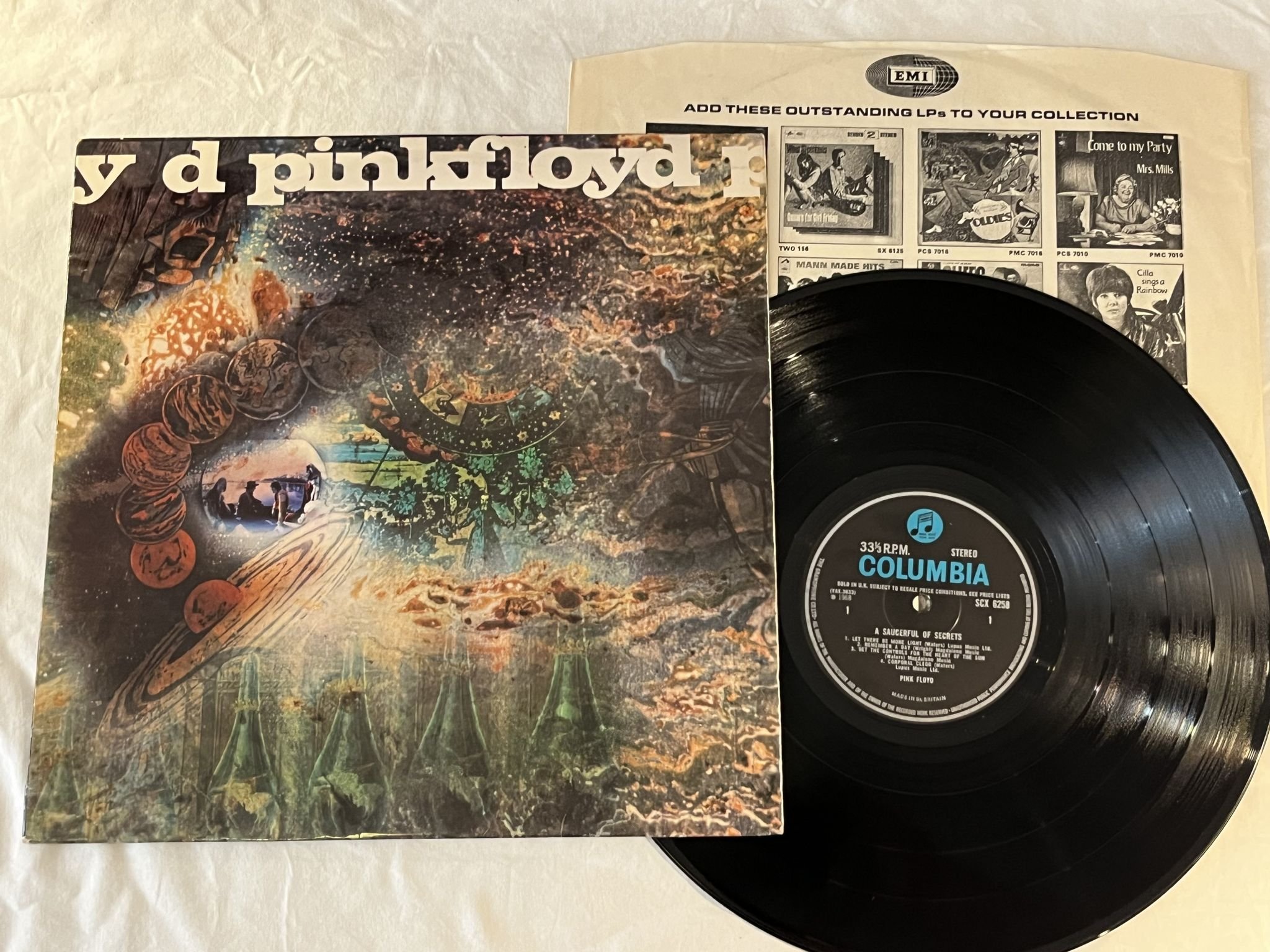 Omslagsbild för skivan PINK FLOYD A Saucerful Of Secrets LP -68 UK blue COLUMBIA SCX 6258 ** RARE **