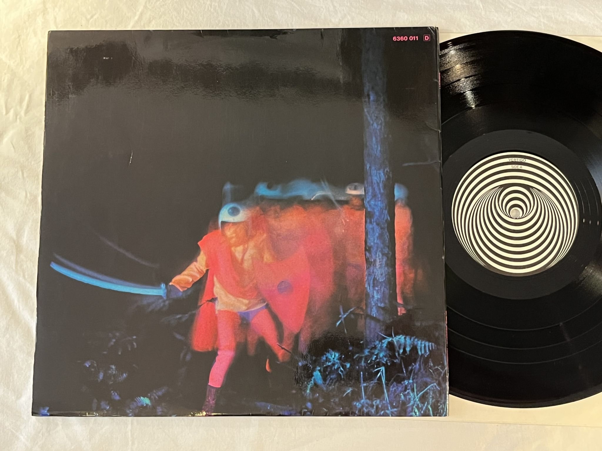 Omslagsbild för skivan BLACK SABBATH paranoid LP Ger VERTIGO swirl 6360 011