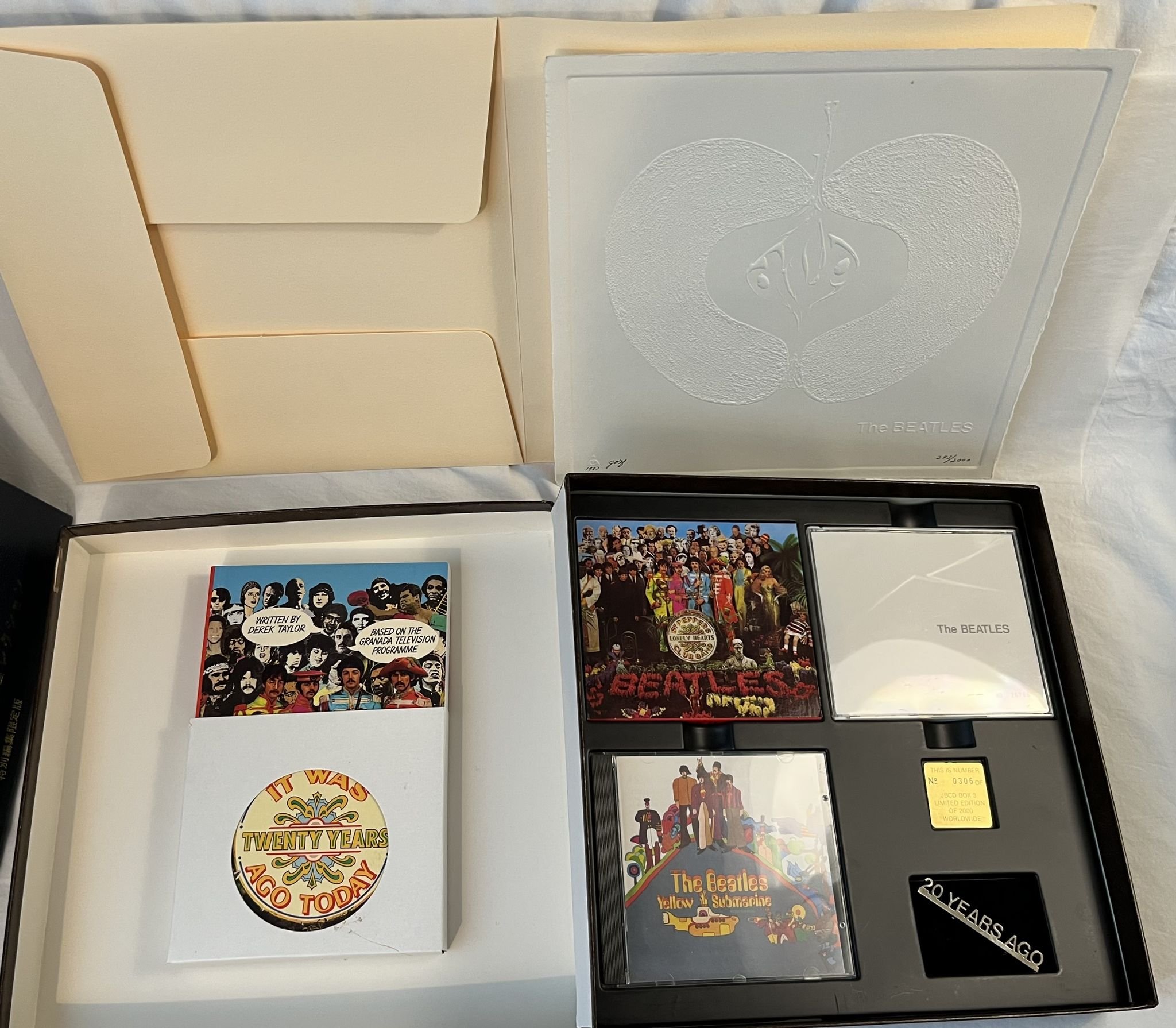 Omslagsbild för skivan THE BEATLES 5 x EXPORT BOX SETS for Japan cd *** Superb condition ***