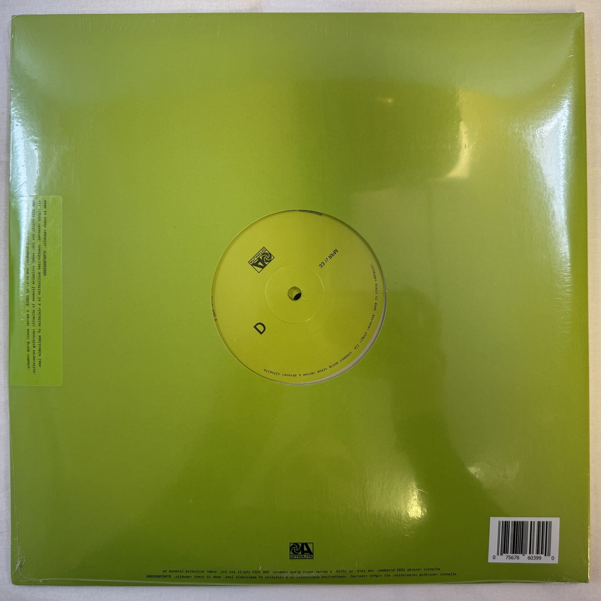 Omslagsbild för skivan CHARLI XCX brat and it's completely different LP -2025 Atlantic – 075678603990