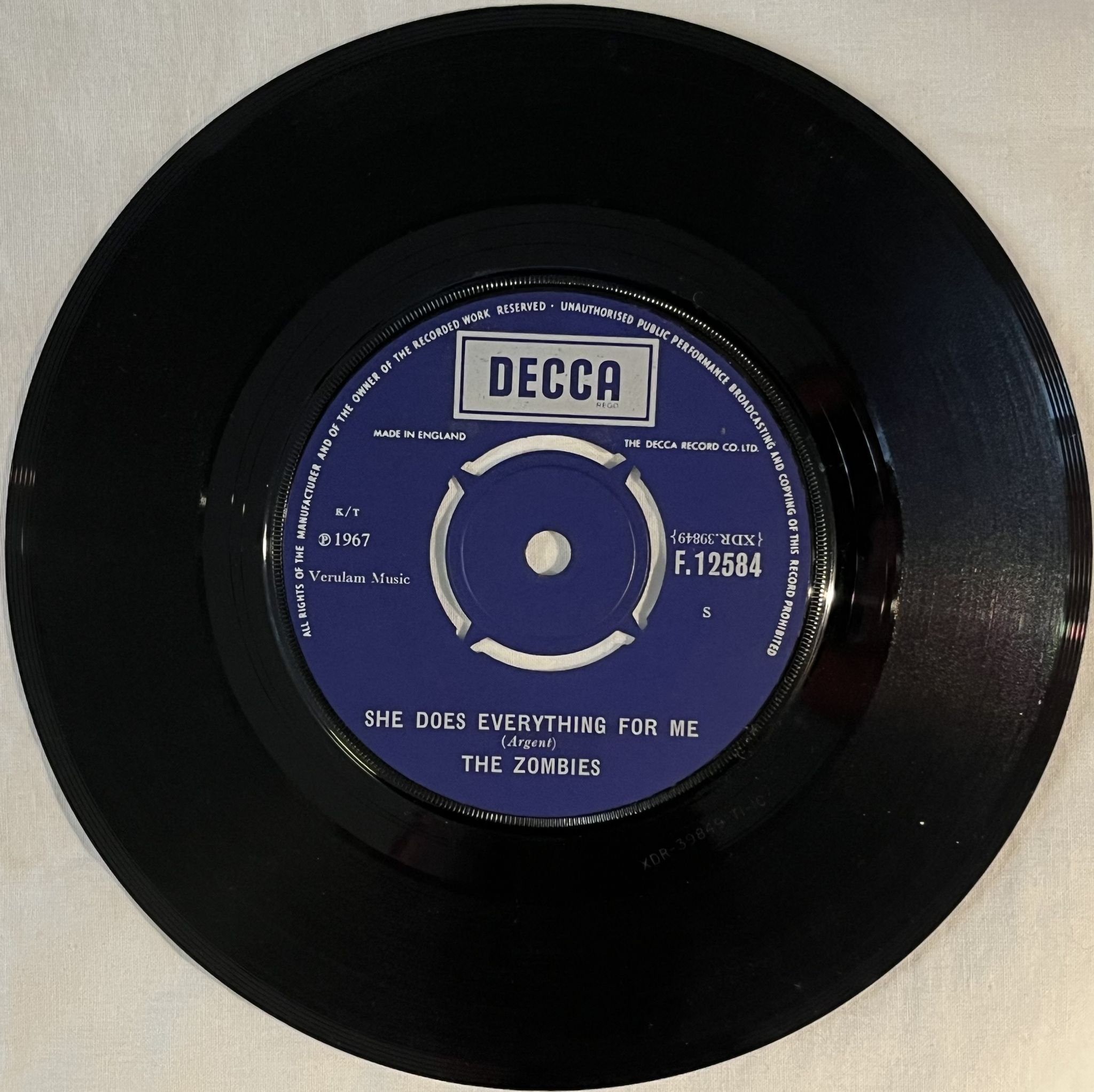 Omslagsbild för skivan THE ZOMBIES Goin' Out Of My Head 7" UK -67 DECCA F12584 ** RARE BEAT 45 **