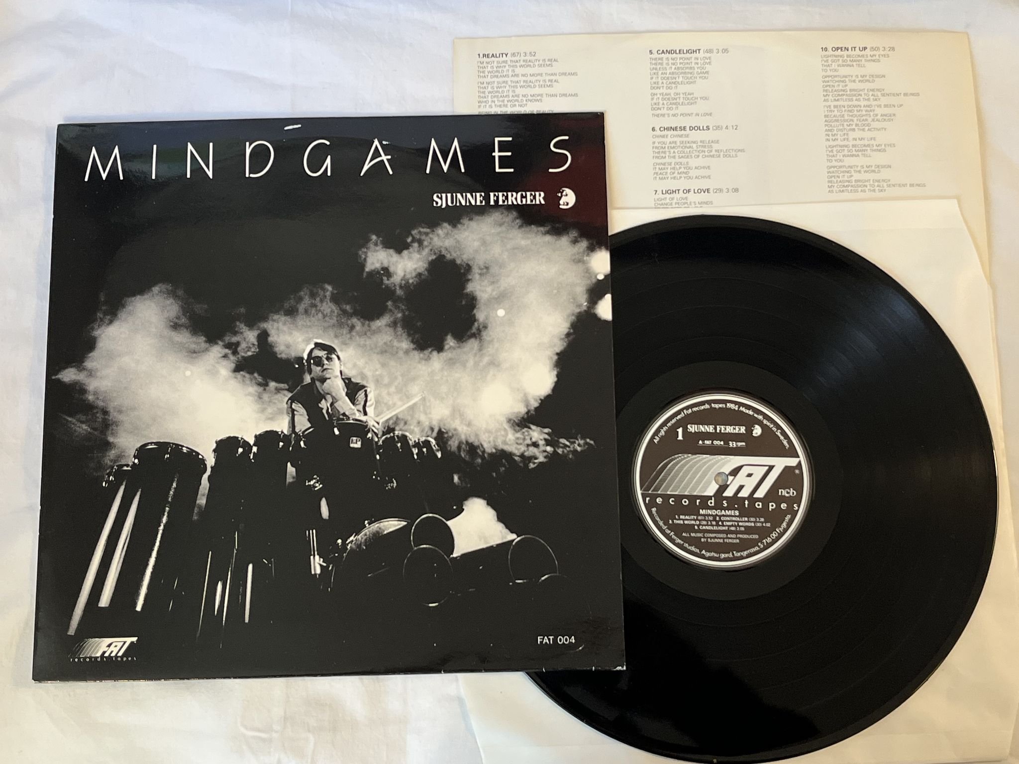 Omslagsbild för skivan SJUNNE FERGER Mindgames LP -84 Swe FAT RECORDS & TAPES FAT 004 *** Rare ***