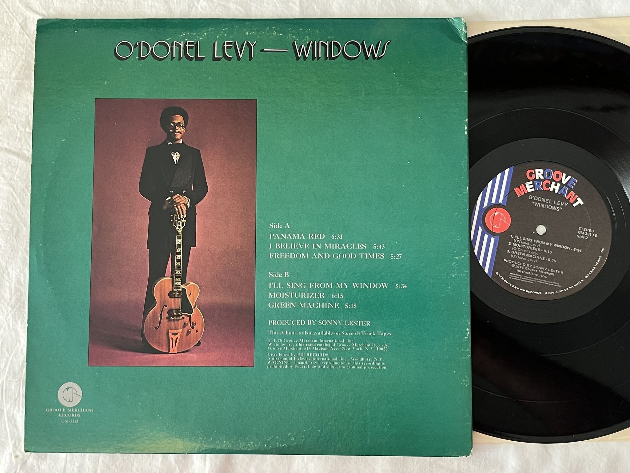 Omslagsbild för skivan O'DONEL LEVY windows LP -76 US GROOVE MERCHANT GM 3313 *** JAZZFUNK ***
