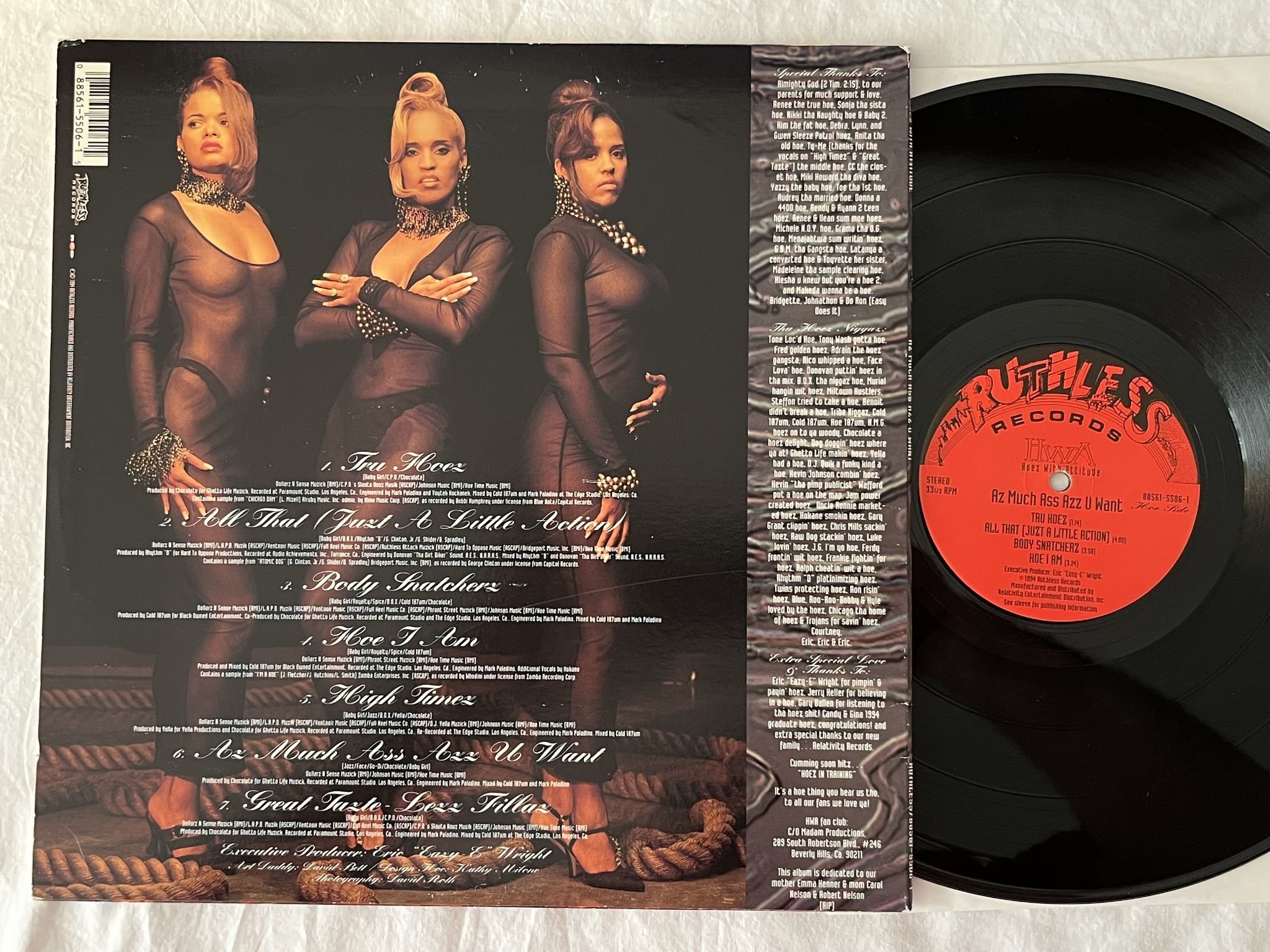 Omslagsbild för skivan HWA hoes with attitude LP -94 US RUTHLESS 88561-5506-1