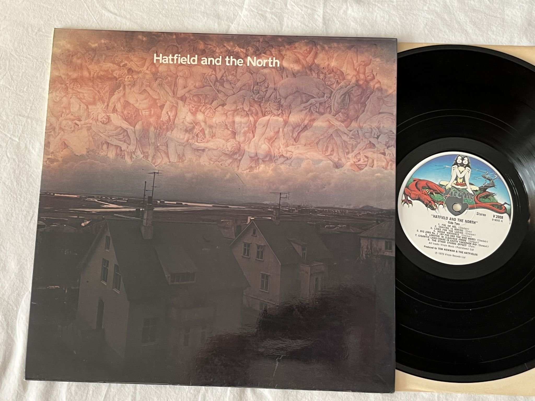Omslagsbild för skivan HATFIELD AND THE NORTH s/t LP -73 UK VIRGIN V2008 ** Colour Twins Labels **