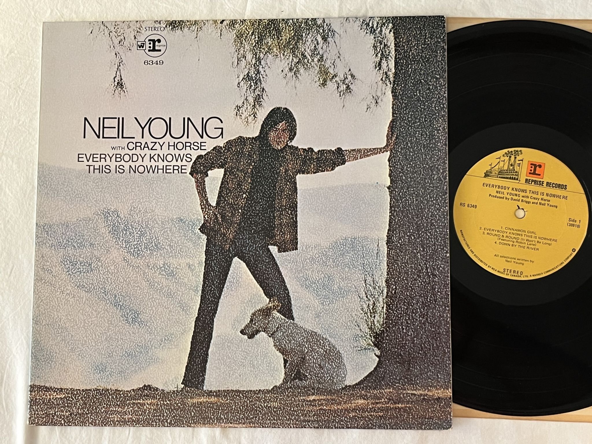 Omslagsbild för skivan NEIL YOUNG everybody knows this is nowhere LP Can REPRISE RS 6349