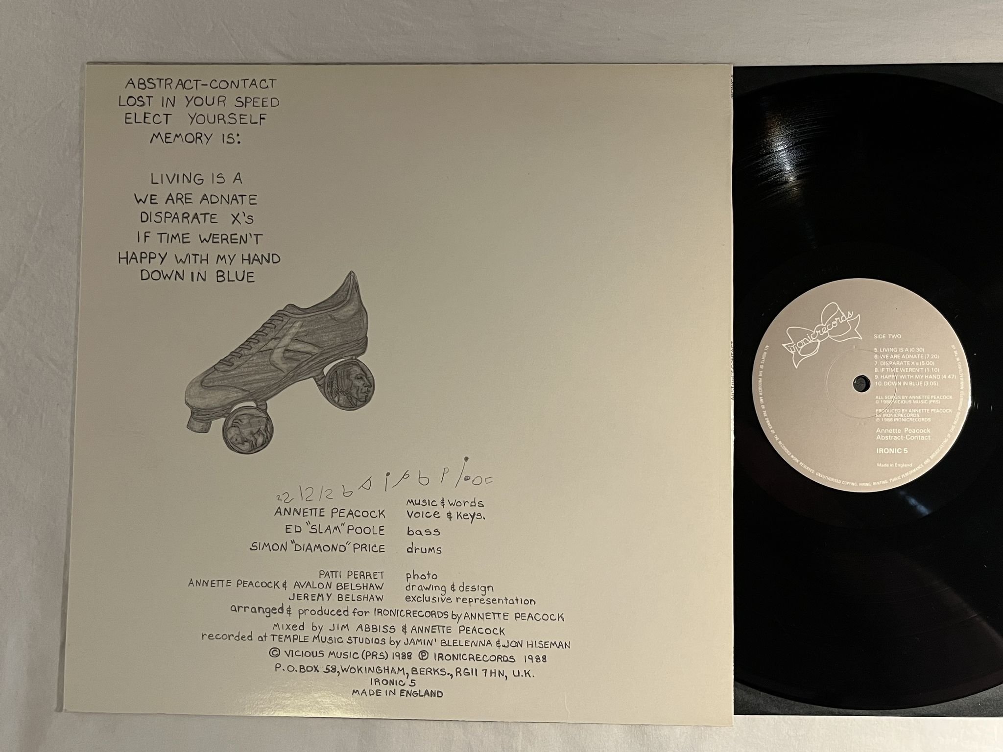 Omslagsbild för skivan ANNETTE PEACOCK abstract-contact LP -88 UK IRONIC RECORDS IRONIC 5