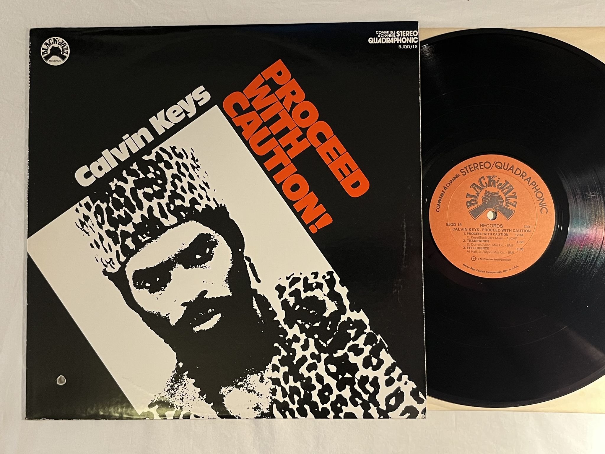 Omslagsbild för skivan CALVIN KEYS proceed with caution LP -74 US BLACK JAZZ BJQD 18 ** Funky jazz **