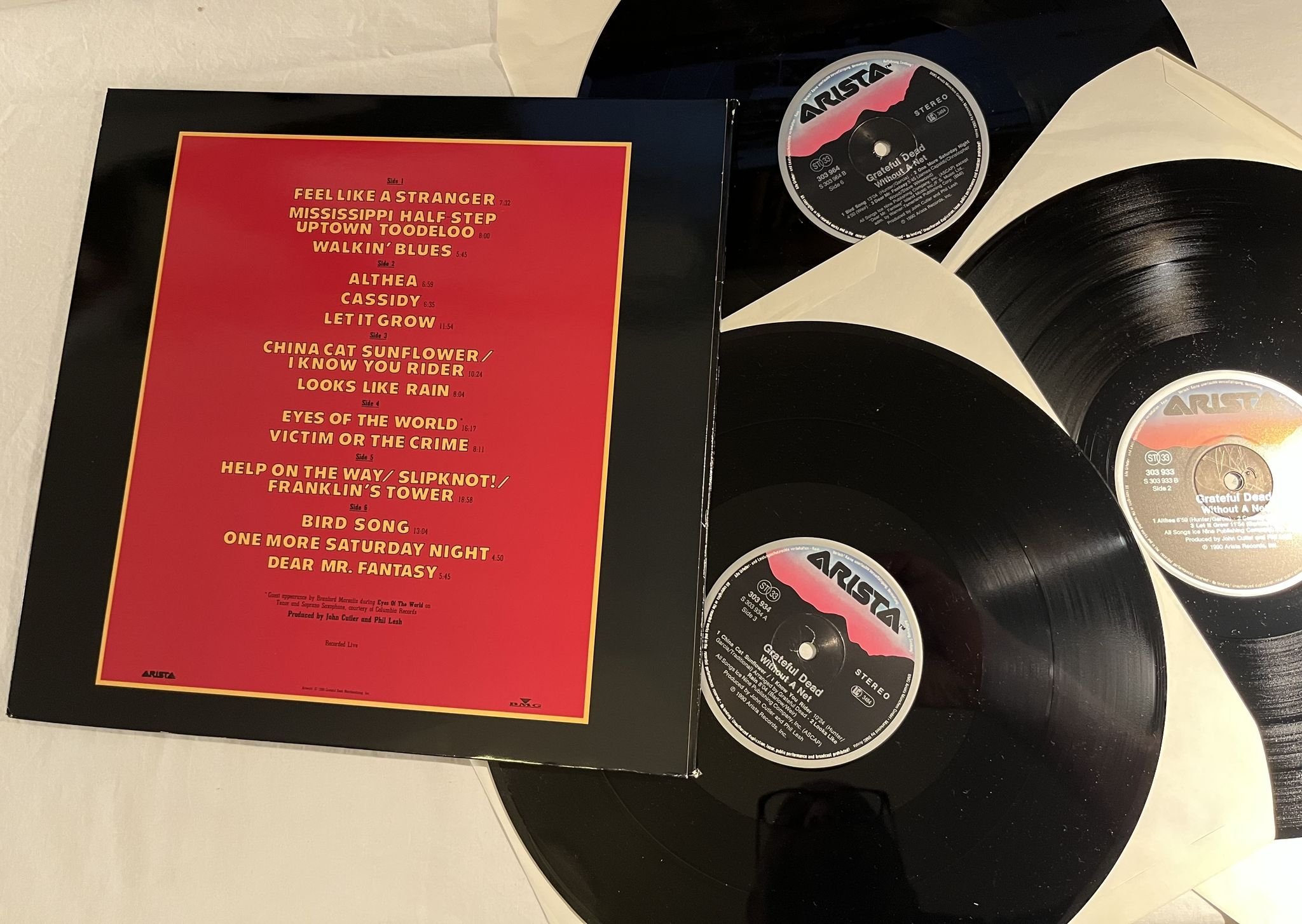 Omslagsbild för skivan GRATEFUL DEAD Without A Net 3xLP -90 ARISTA 303 935