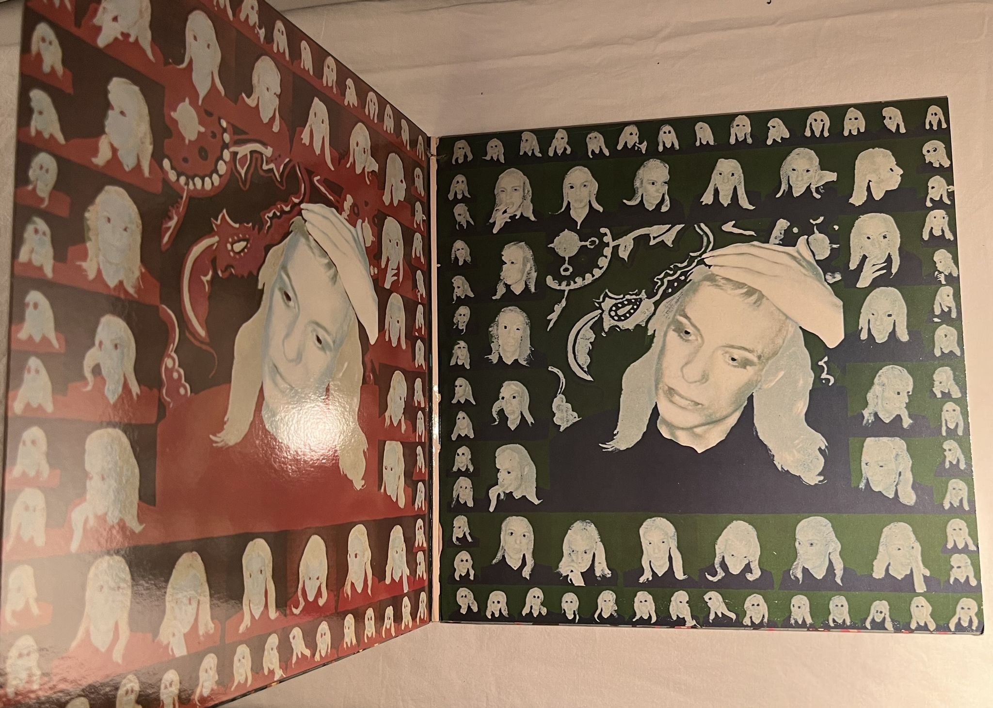 Omslagsbild för skivan BRIAN ENO taking tiger mountain LP US EDITIONS EG ENO-1