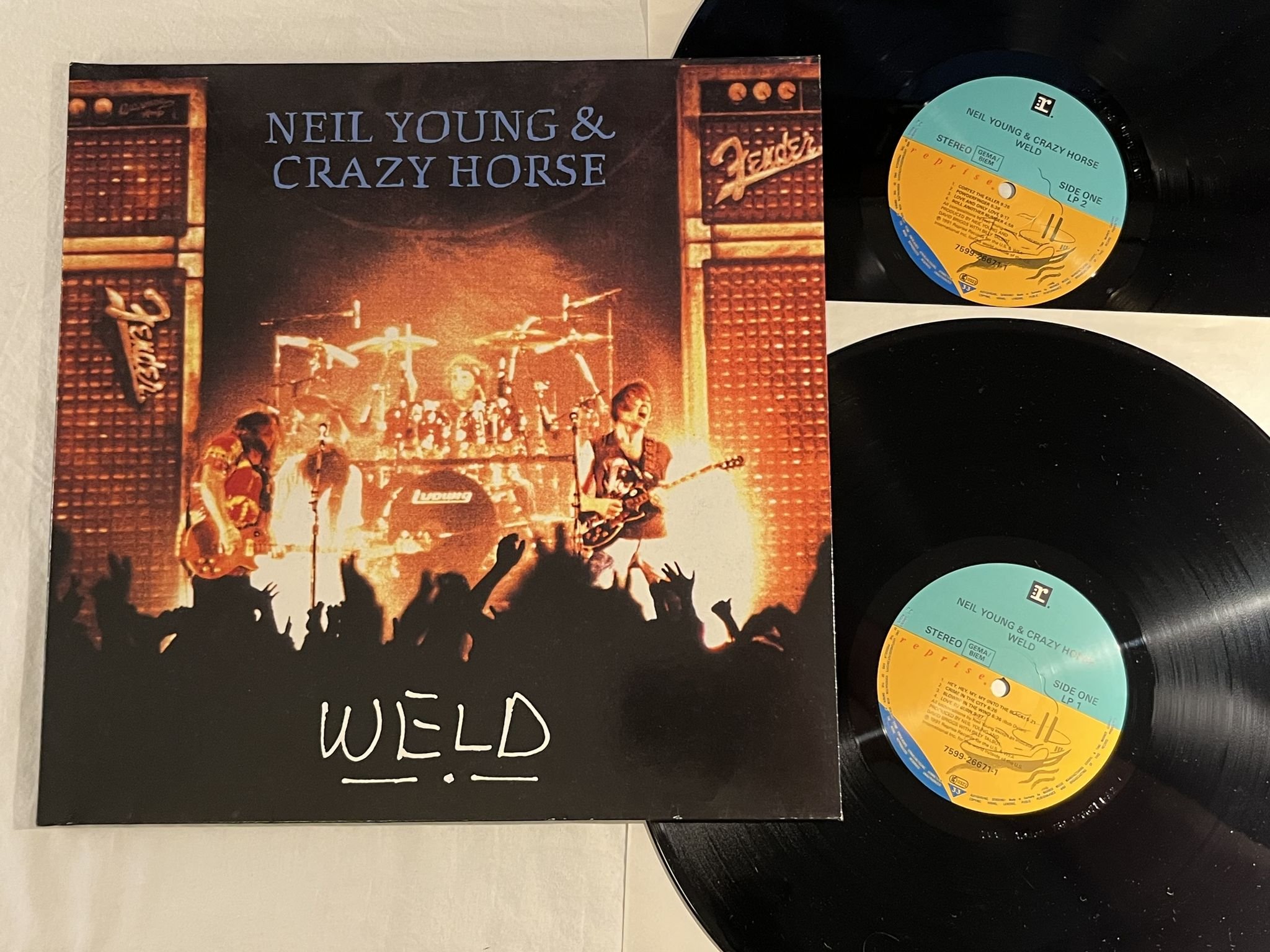 Omslagsbild för skivan NEIL YOUNG & CRAZY HORSE weld 2xLP -91 Ger REPRISE 7599 26671 1