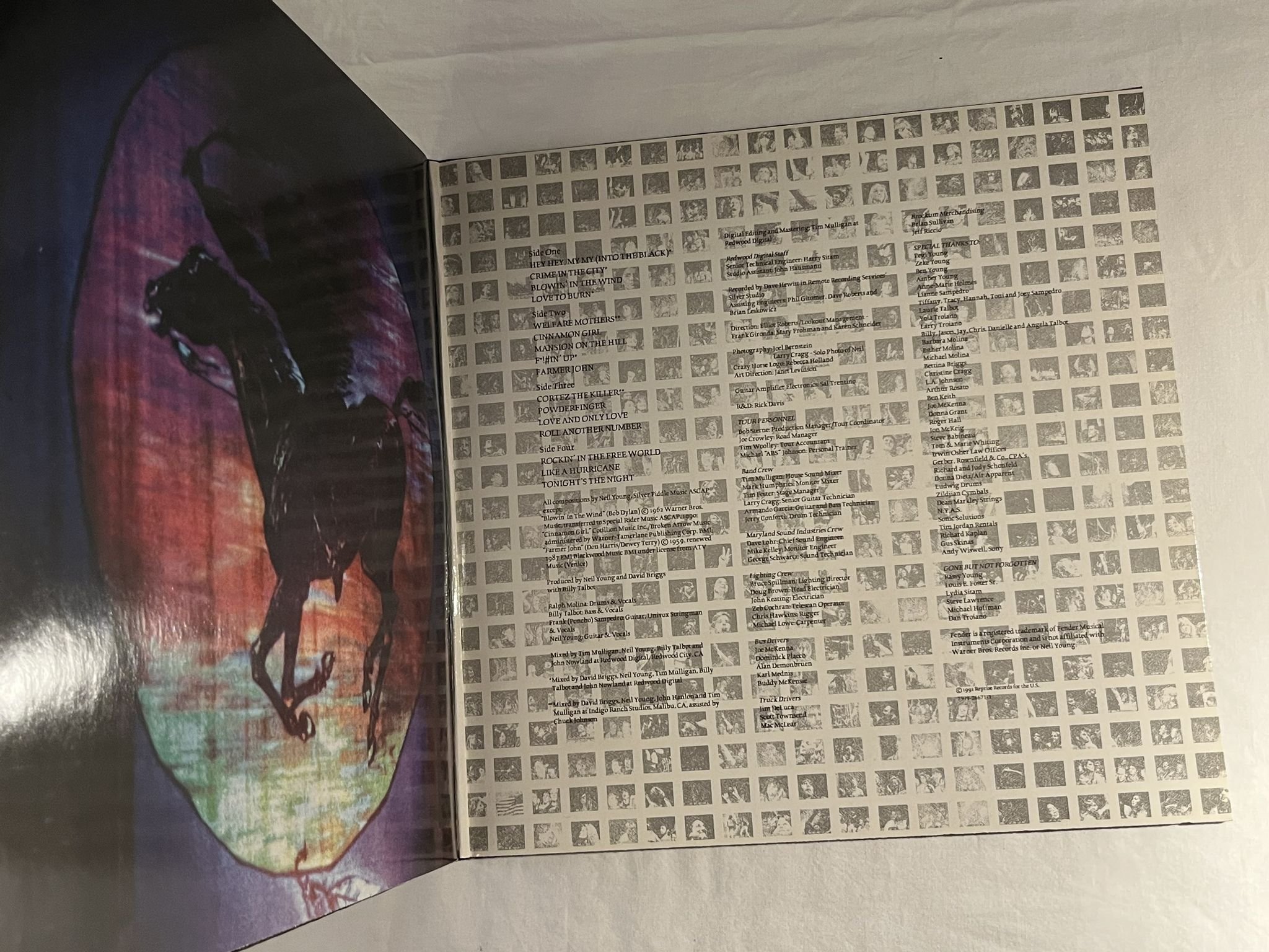 Omslagsbild för skivan NEIL YOUNG & CRAZY HORSE weld 2xLP -91 Ger REPRISE 7599 26671 1