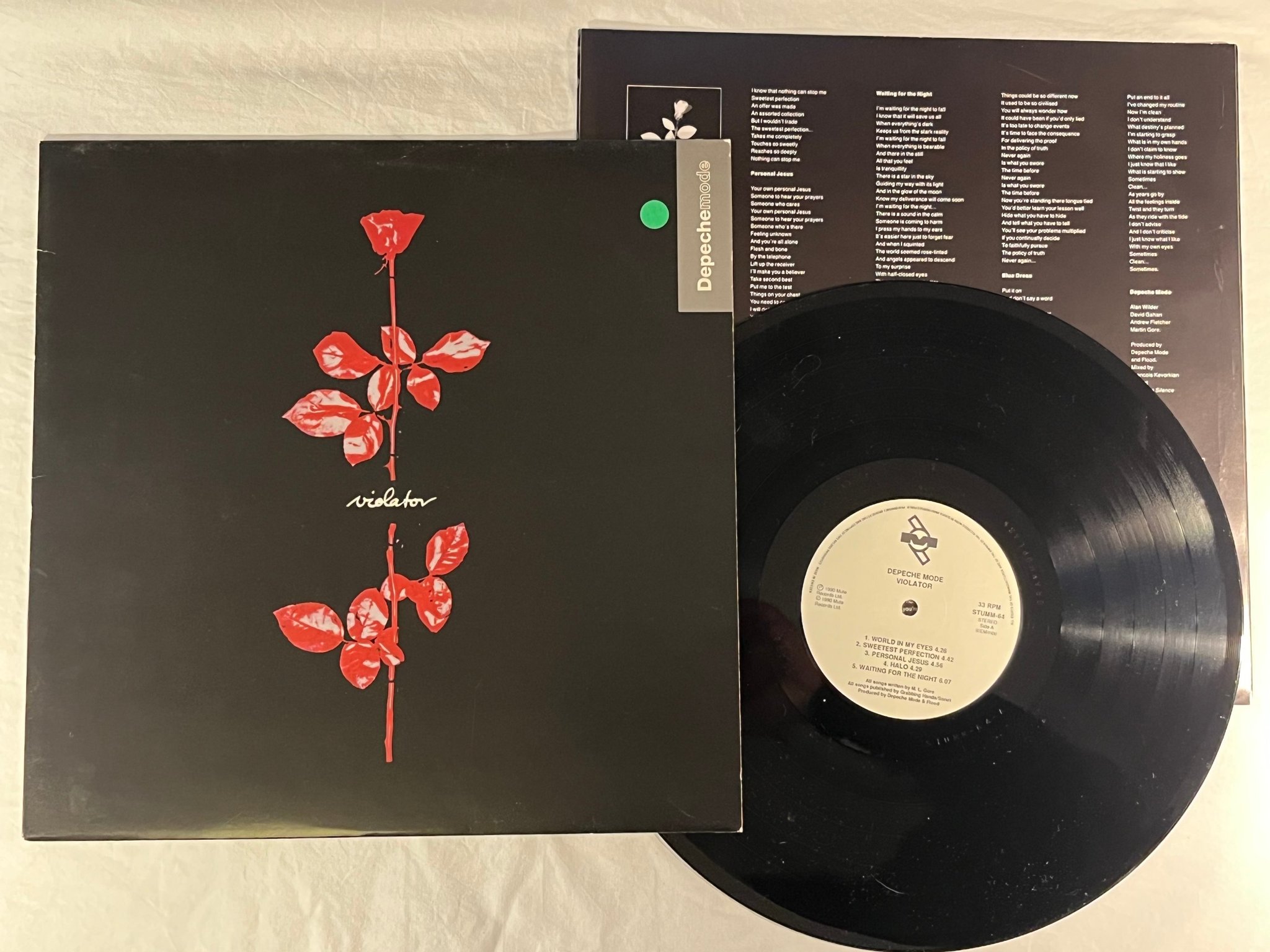 Omslagsbild för skivan DEPECHE MODE violator LP -90 ncb MUTE STUMM-64