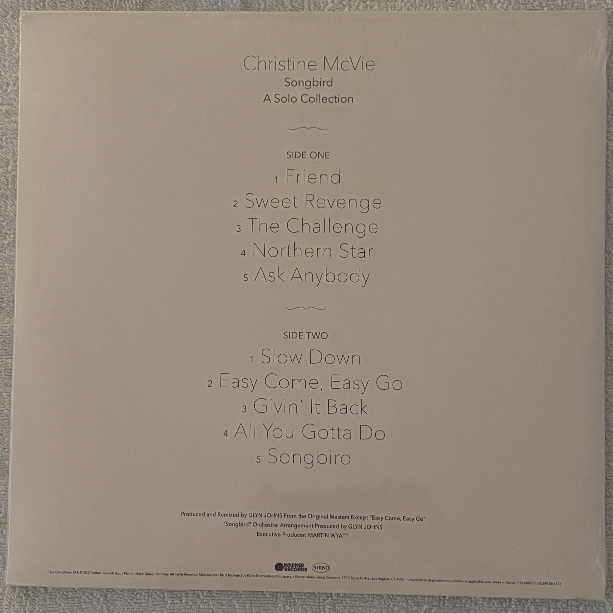 Omslagsbild för skivan CHRISTINE MCVIE Songbird: A Solo Collection LP- 2022 Warner Records R1 680977