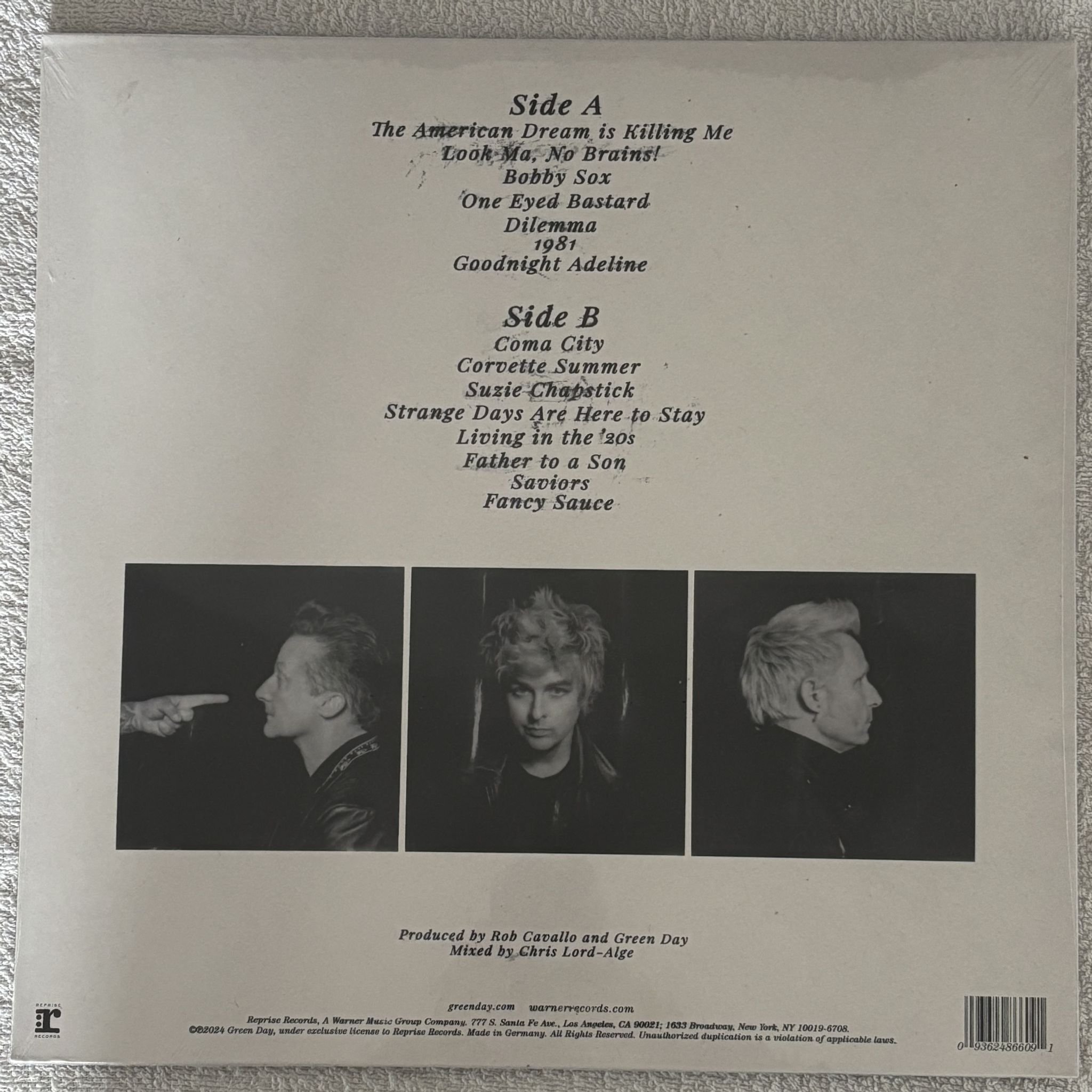 Omslagsbild för skivan GREEN DAY saviors LP Reprise Records 093624866091