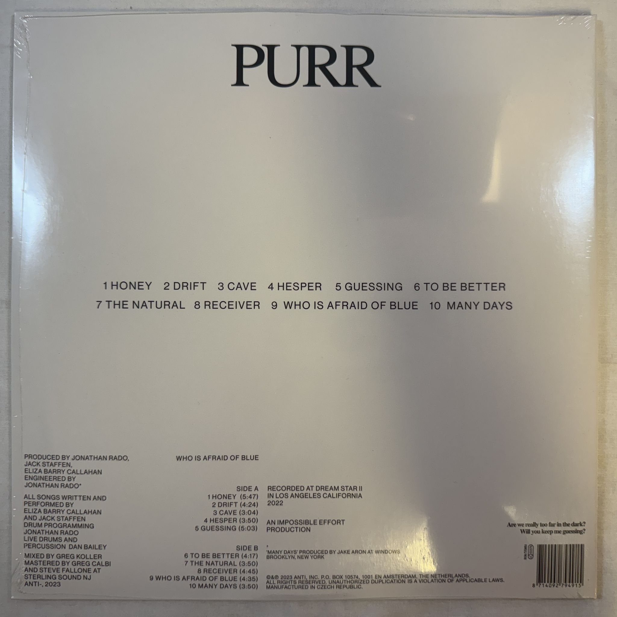 Omslagsbild för skivan PURR who is afraid of blue? LP -2023 Anti- – 7949-1