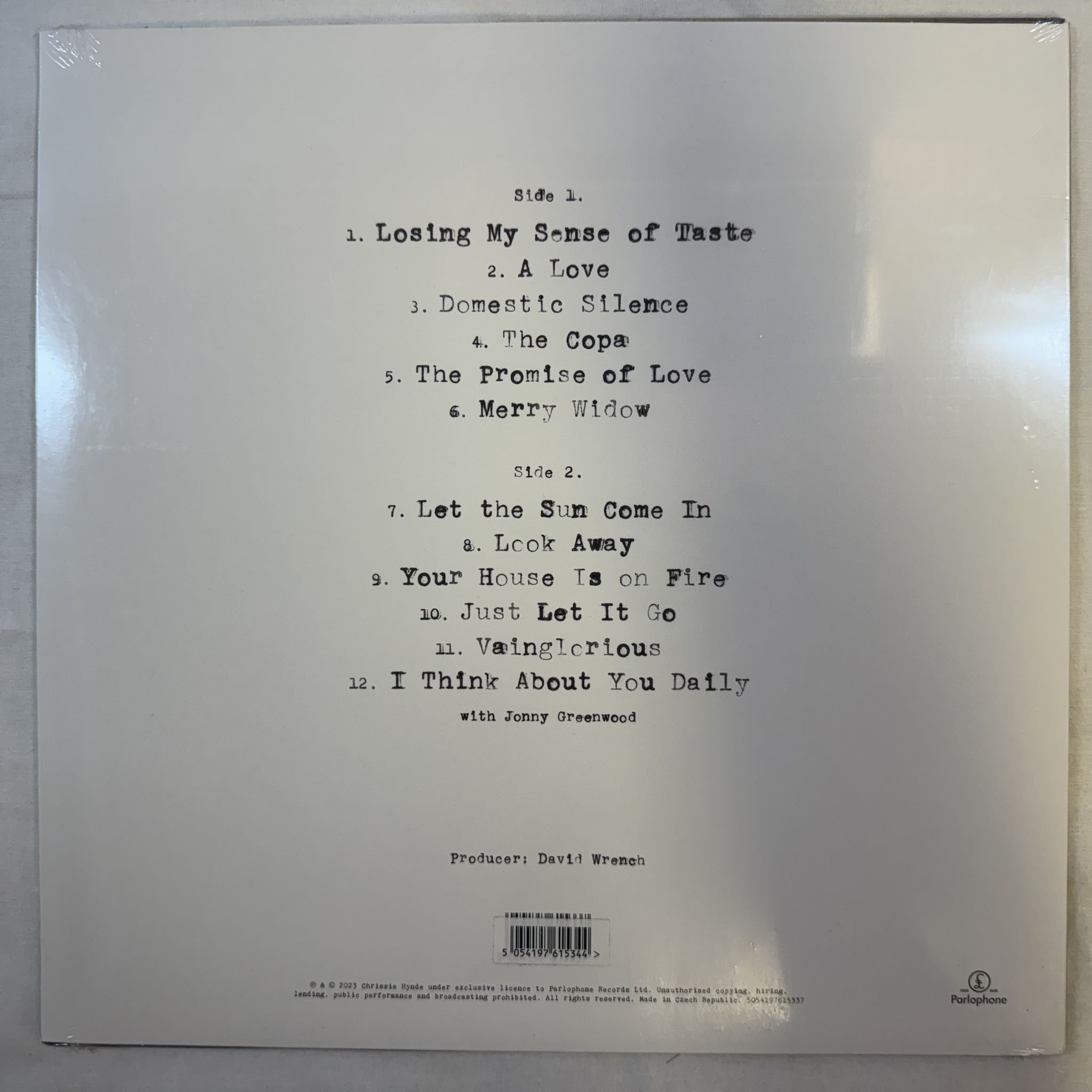 Omslagsbild för skivan PRETENDERS relentless LP -2023 Parlophone – 5054197615337