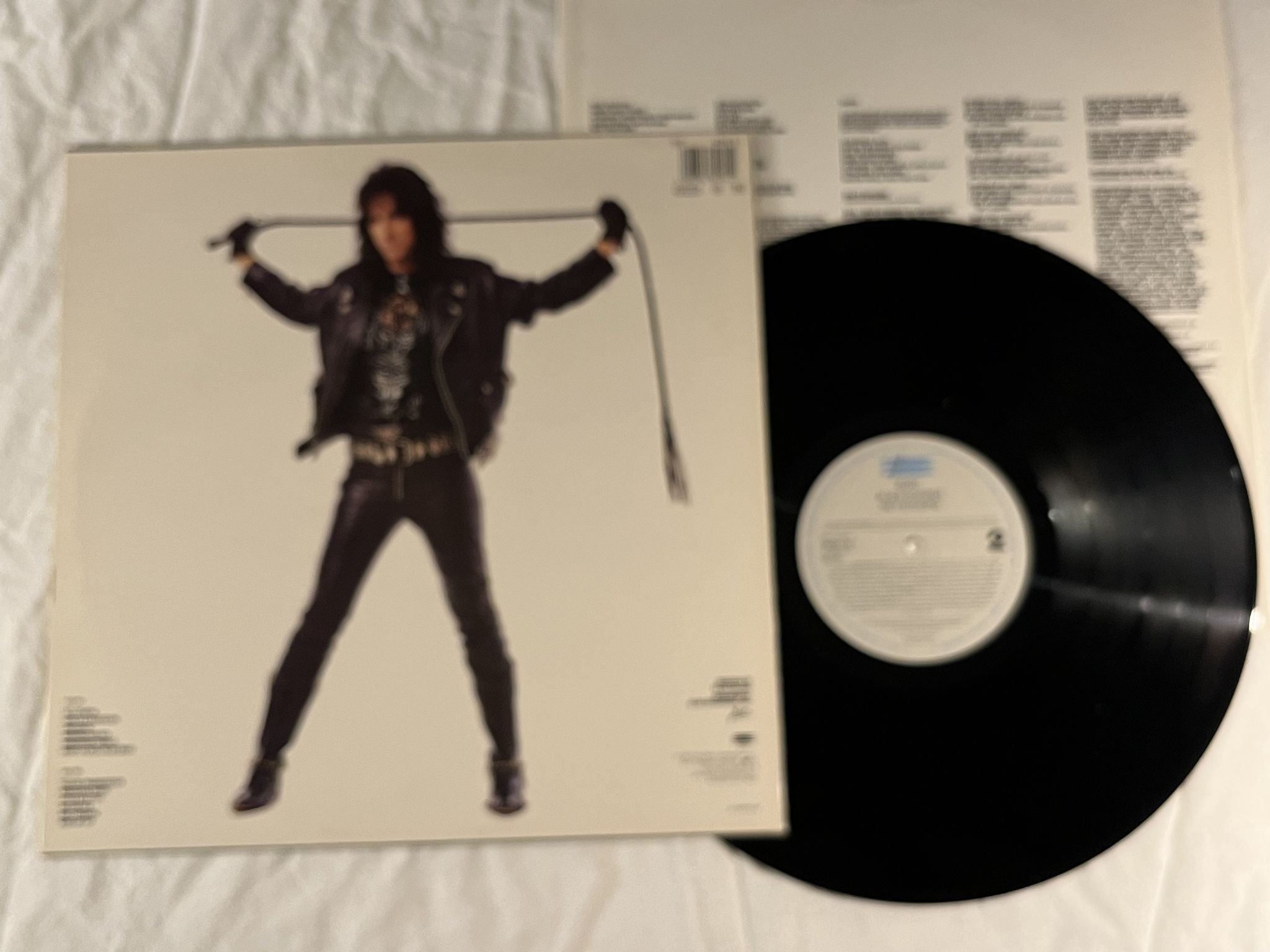 Omslagsbild för skivan ALICE COOPER hey stoopid LP -91 Hol EPIC 4684161