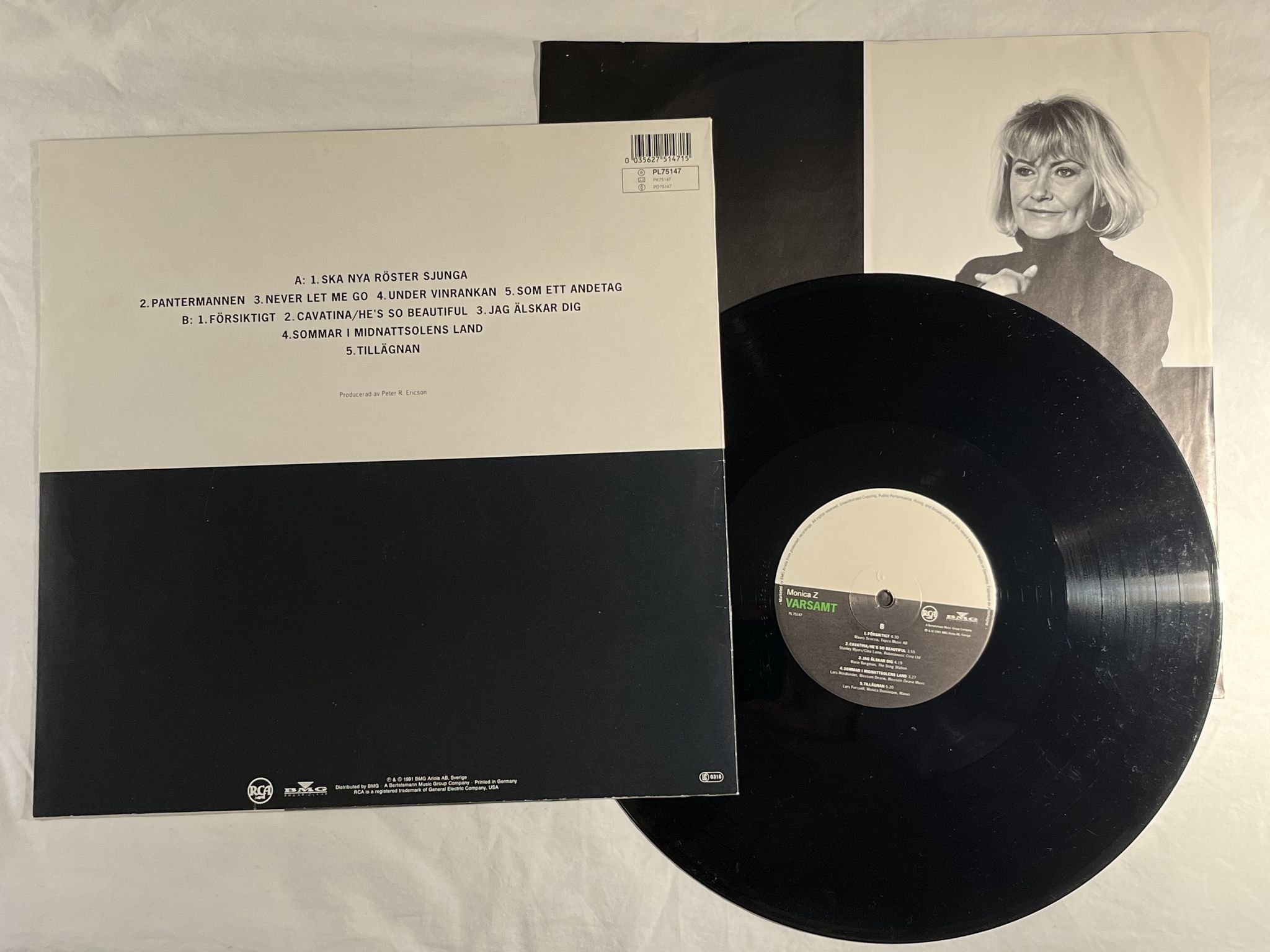 Omslagsbild för skivan MONICA ZETTERLUND varsamt LP -91 RCA PL 75147 *** SIGNED BY MONICA ***