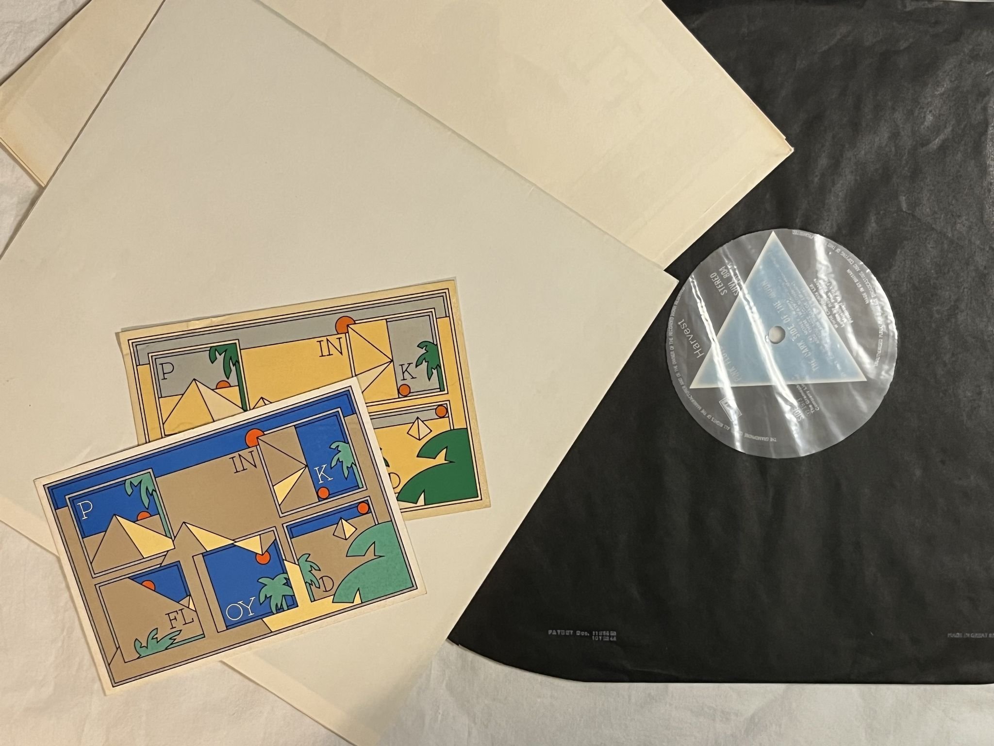 Omslagsbild för skivan PINK FLOYD dark side of the moon LP -73 UK HARVEST SHVL 804 ** Solid Blue **