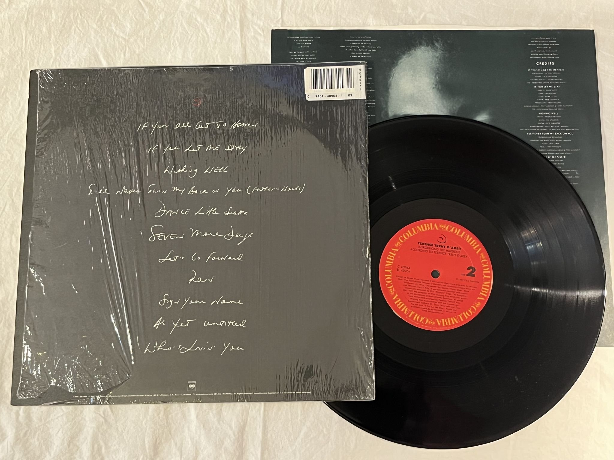 Omslagsbild för skivan TERENCE TRENT D'ARBY LP -87 US COLUMBIA C 40964 *** HYPE STICKER ***
