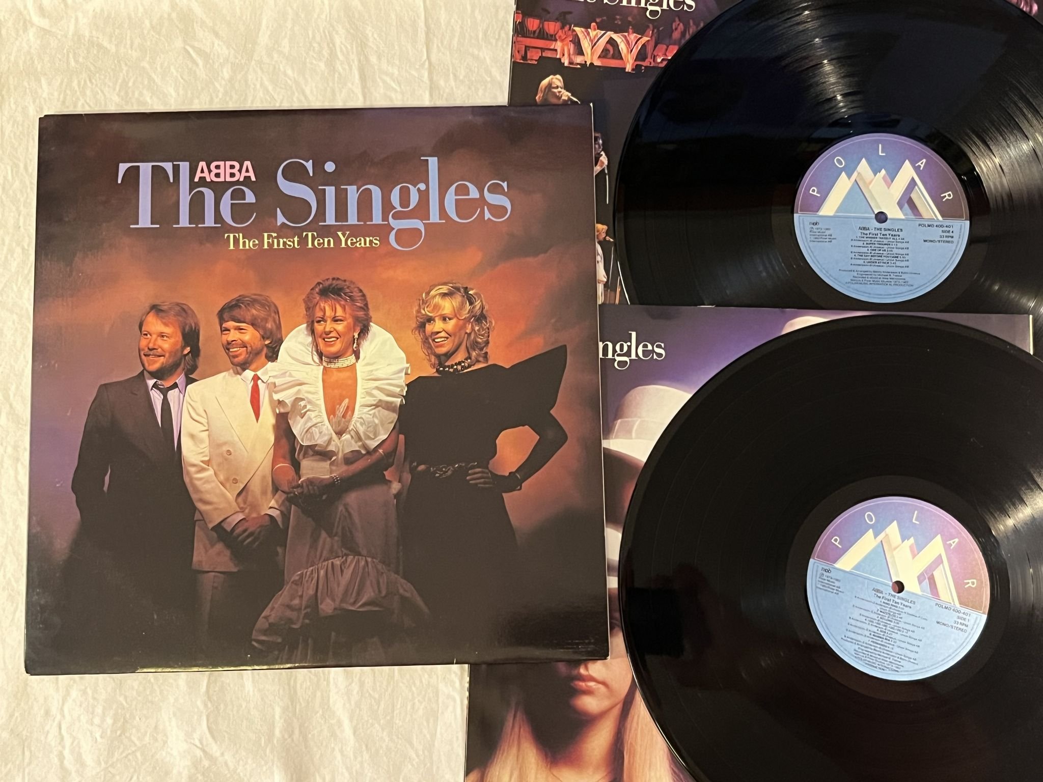 Omslagsbild för skivan ABBA The Singles 2xLP -82 POLAR POLMD 400-401 *** RARE PROMO ***