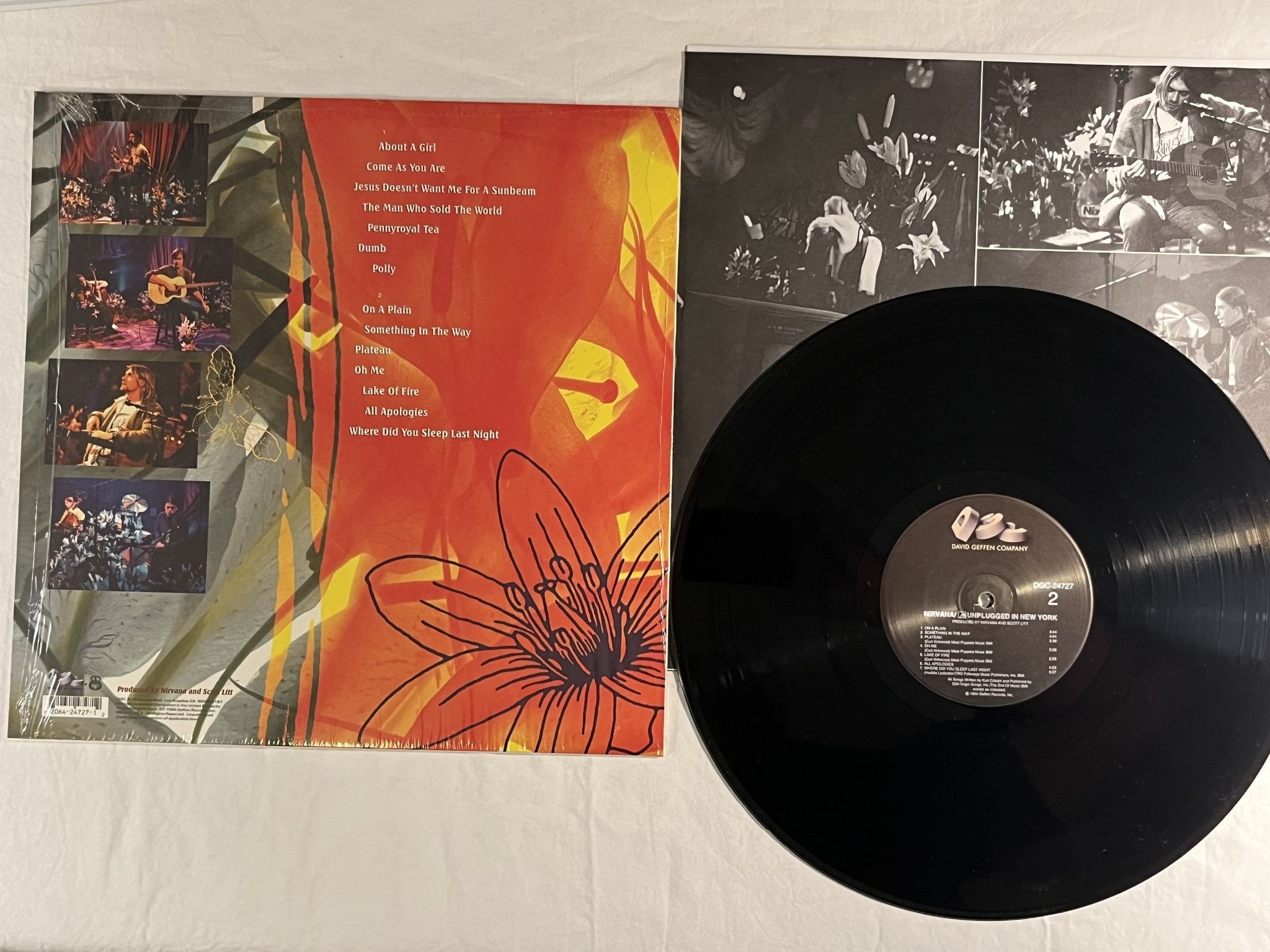 Omslagsbild för skivan NIRVANA unplugged in New York LP -94 US DGC 24727