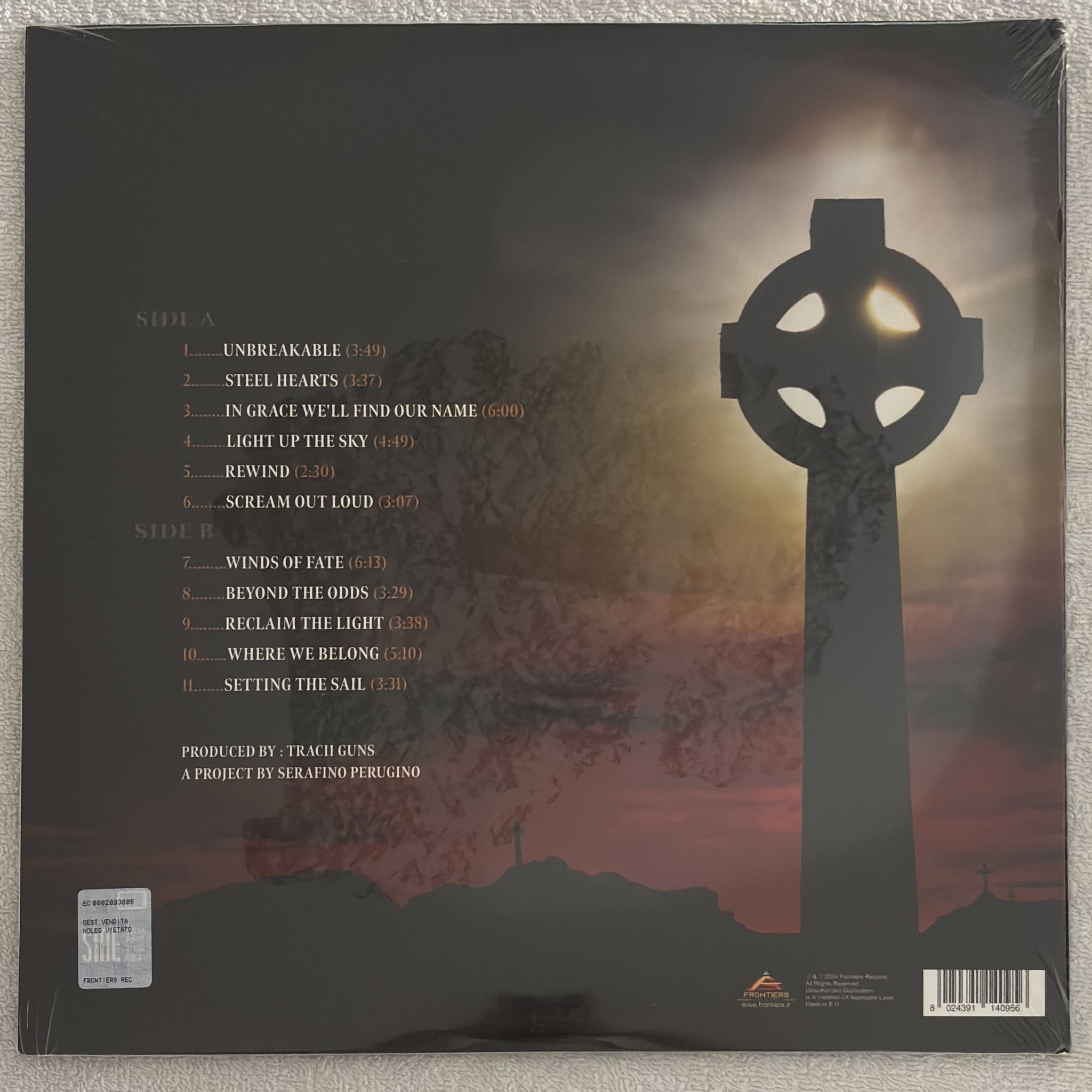 Omslagsbild för skivan SUNBOMB Light Up The Sky LP Frontiers Music FR LP 1409