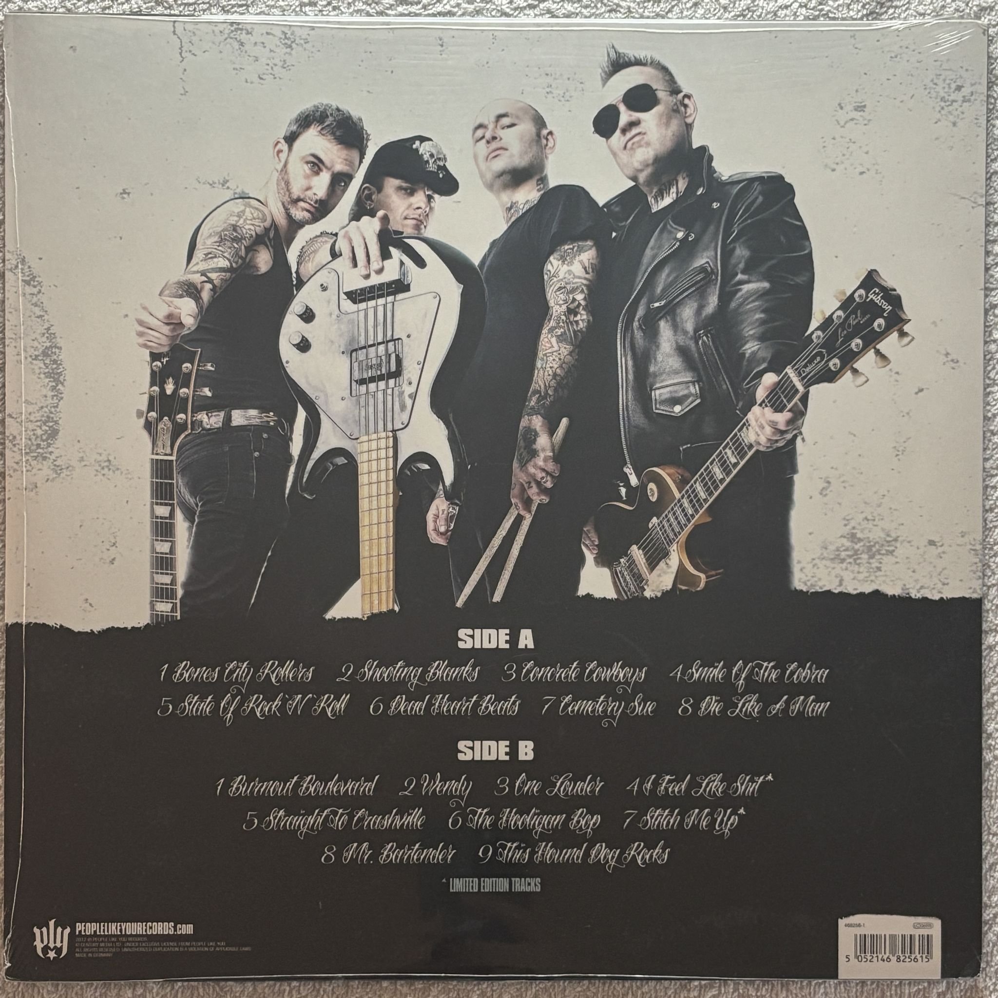 Omslagsbild för skivan THE BONES Monkeys With Genus LP People Like You Records 468256-1