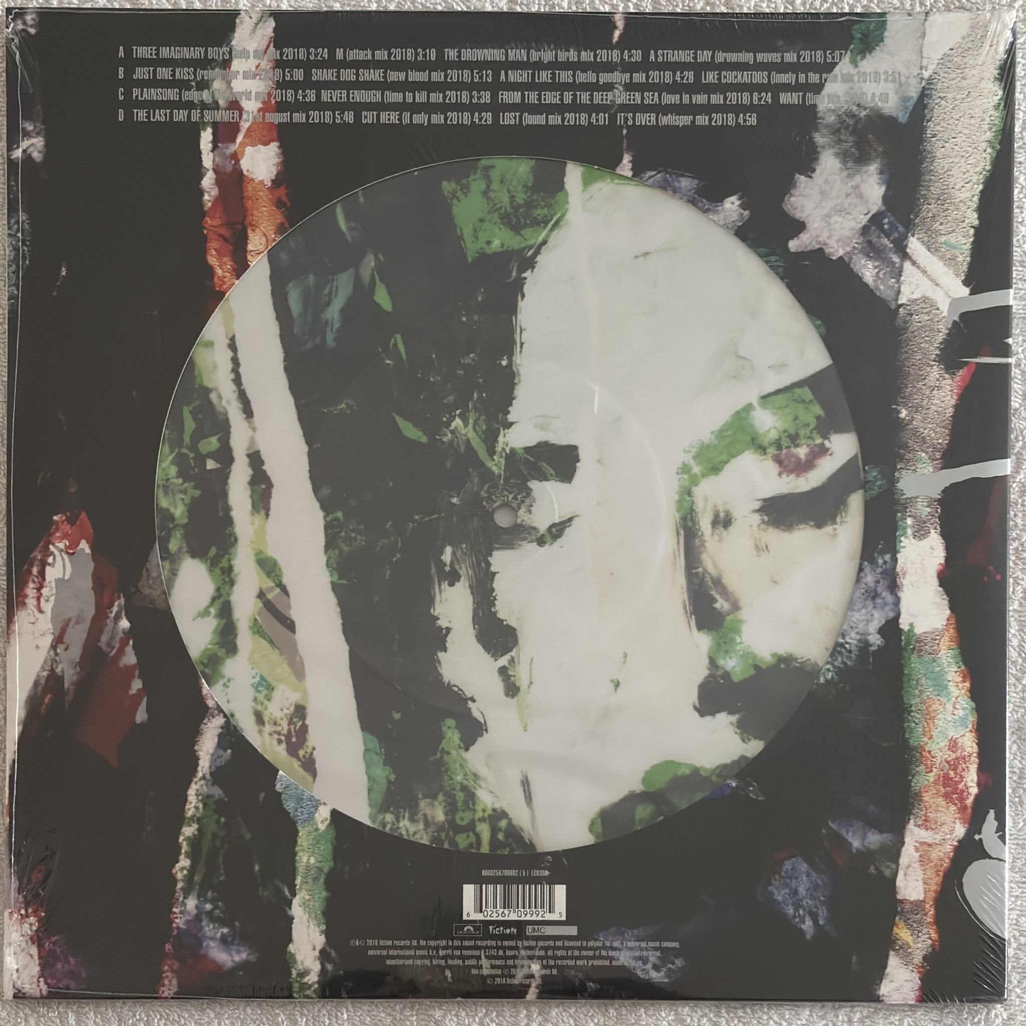 Omslagsbild för skivan THE CURE Torn Down: Mixed Up Extras 2018 2xLP Polydor 0060256709992 (5)