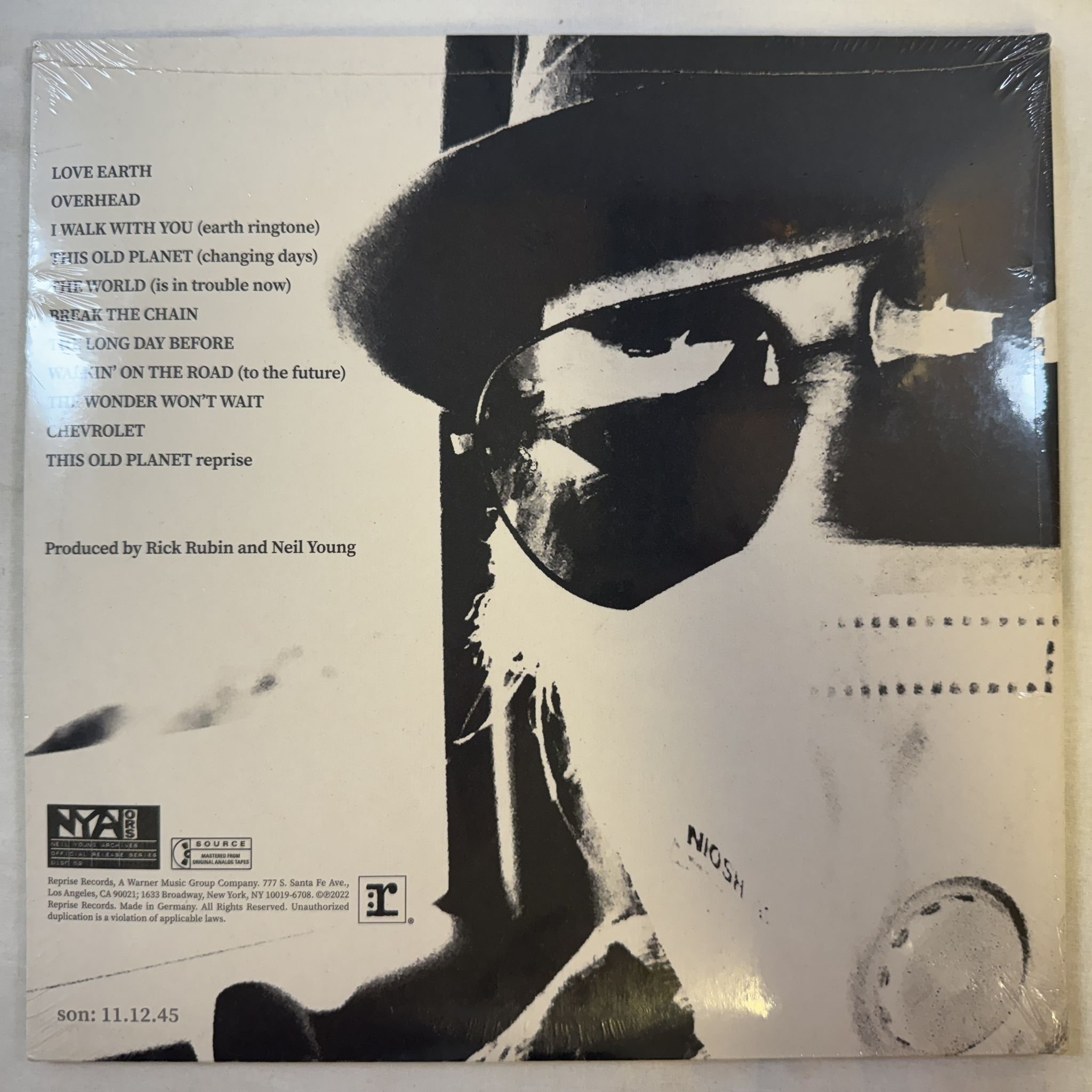 Omslagsbild för skivan NEIL YOUNG WITH CRAXY HORSE world record LP -2022 093624869016