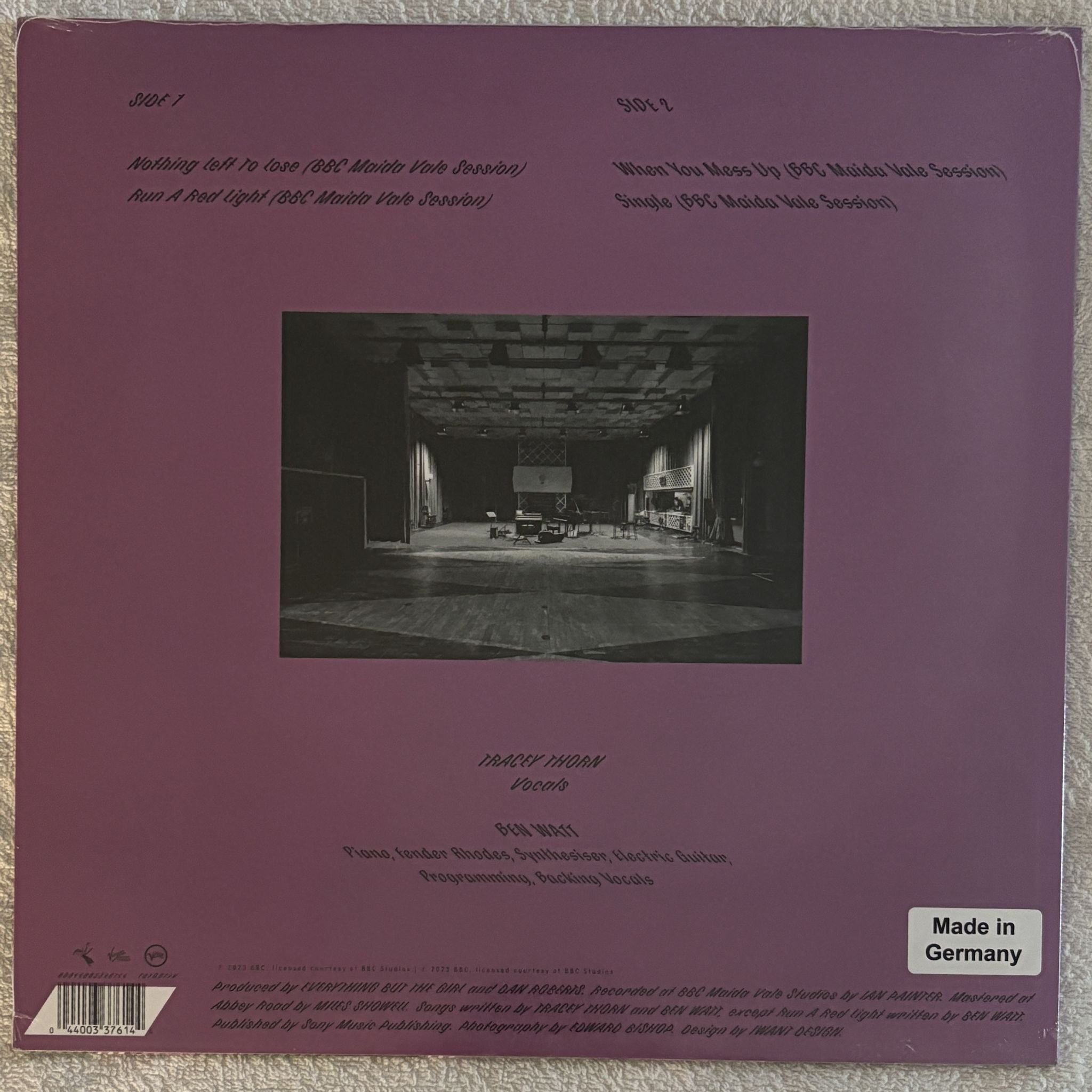 Omslagsbild för skivan EVERYTHING BUT THE GIRL At Maida Vale LP Buzzin' Fly Records 00044003376144