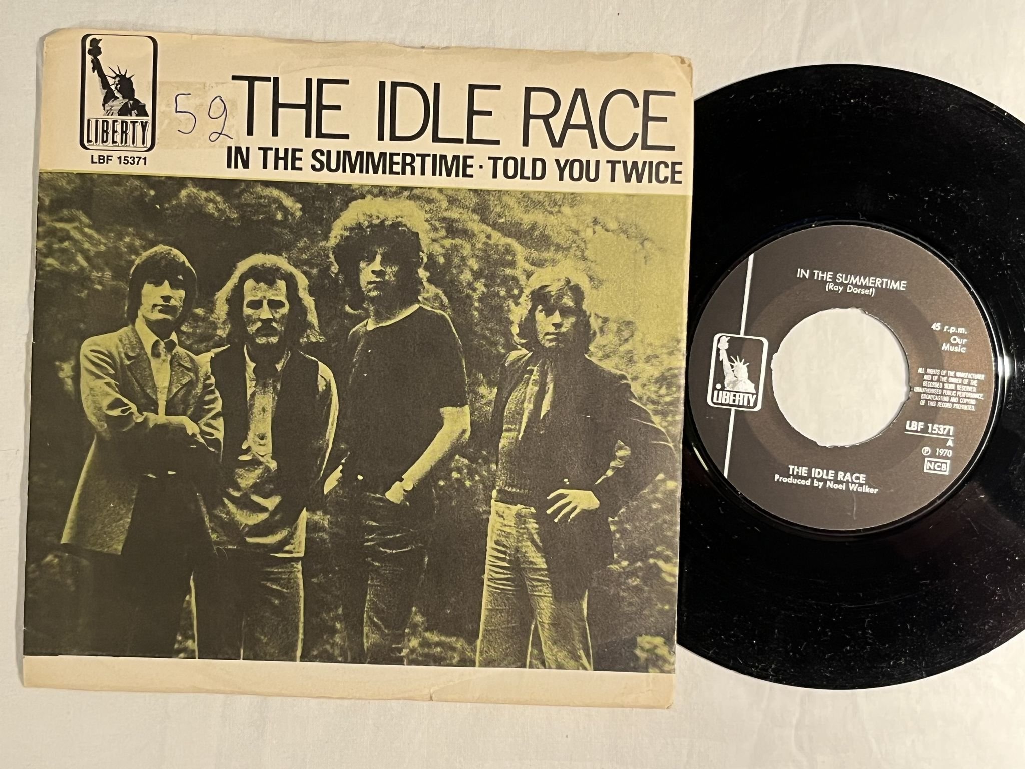 Omslagsbild för skivan THE IDLE RACE In The Summertime 7" -70 LIBERTY LBF 15371