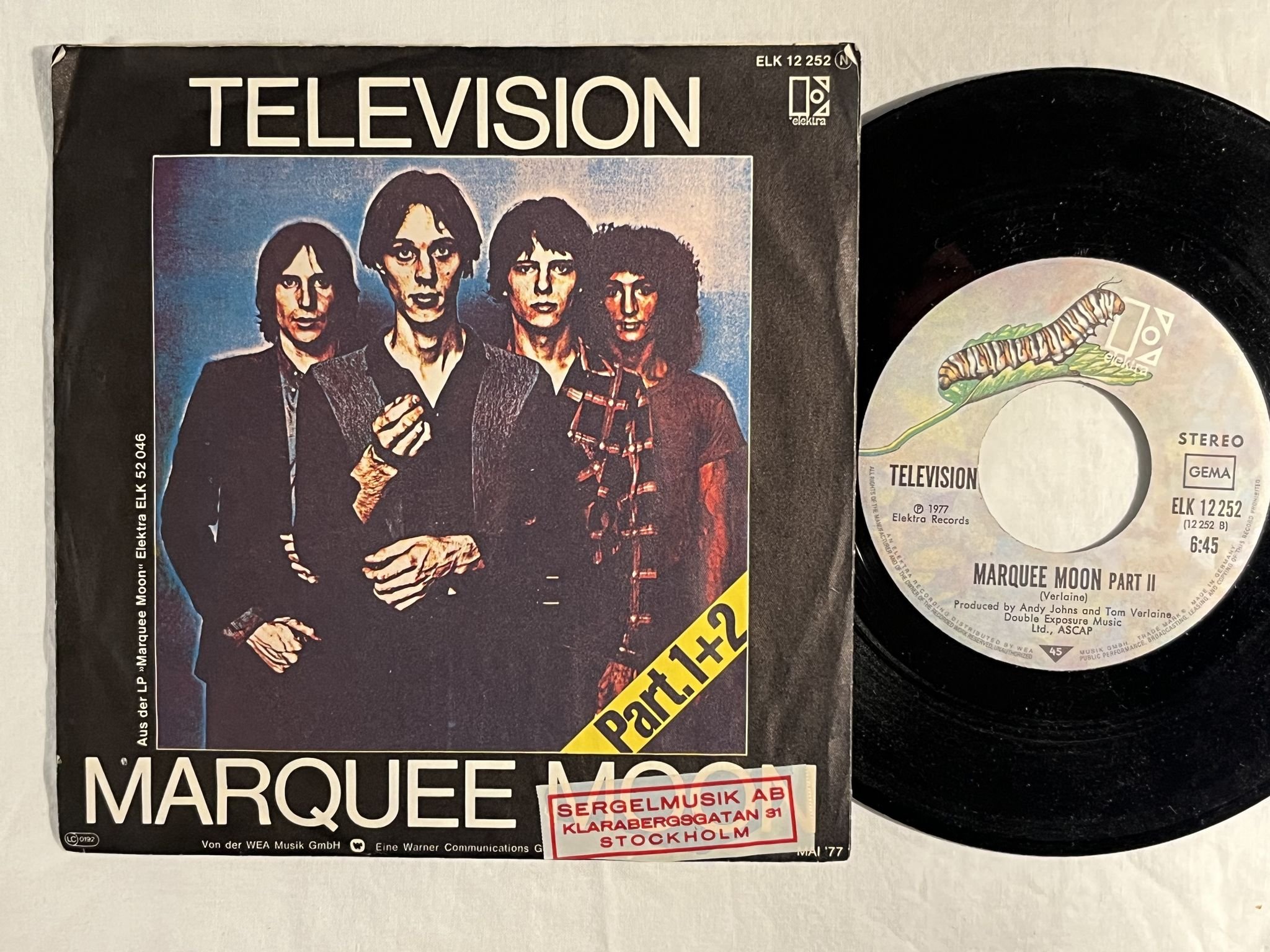 Omslagsbild för skivan TELEVISION marquee moon (pt I & II) 7" -77 Ger ELEKTRA ELK 12 252