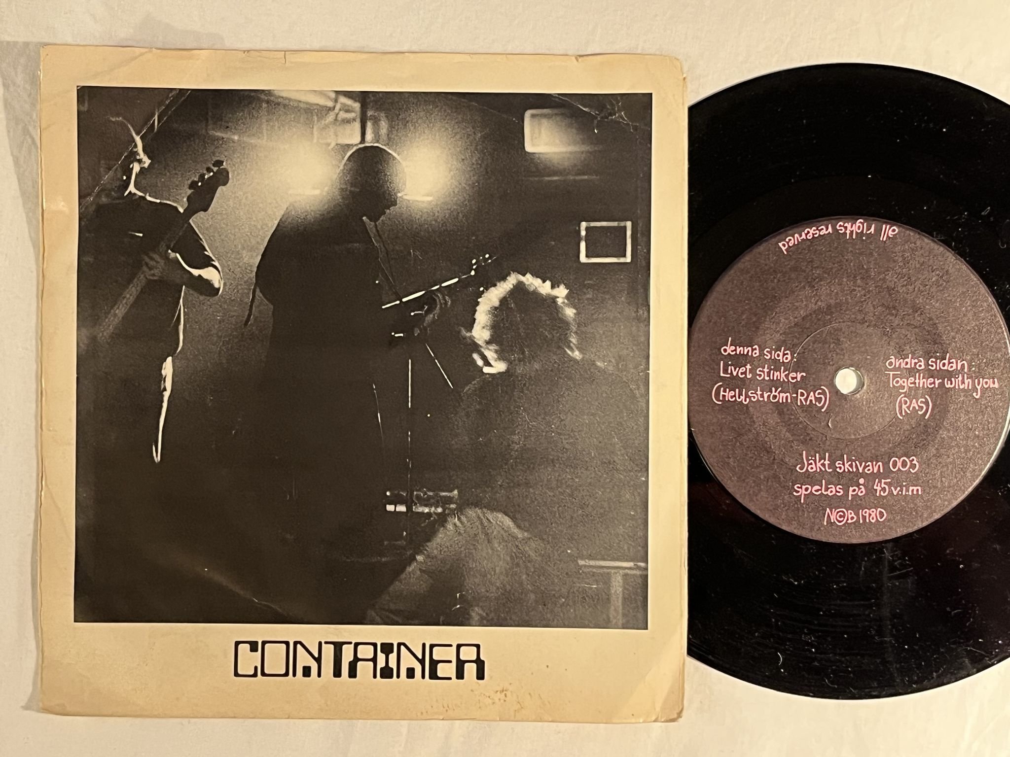 Omslagsbild för skivan CONTAINER livet stinker 7" -80 Swe JÄKTSKIVAN JÄKT 003 *** PUNK ROCK ***