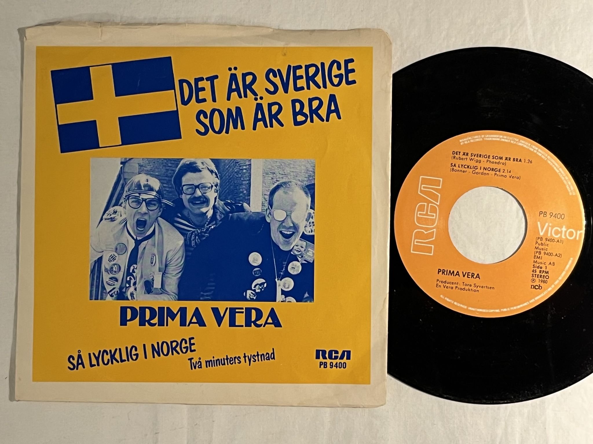 Omslagsbild för skivan PRIMA VERA det är Sverige som är bra 7" -80 Swe RCA PB 9400