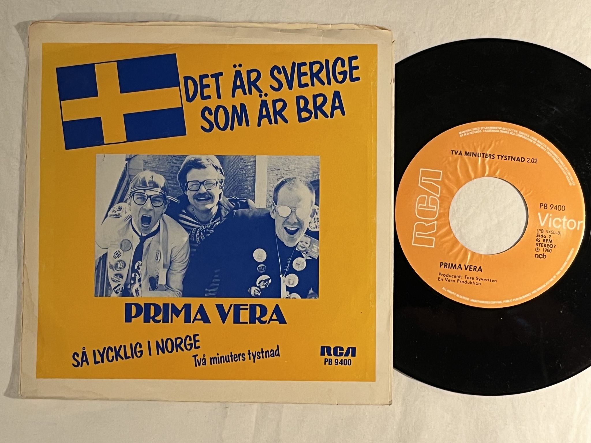 Omslagsbild för skivan PRIMA VERA det är Sverige som är bra 7" -80 Swe RCA PB 9400