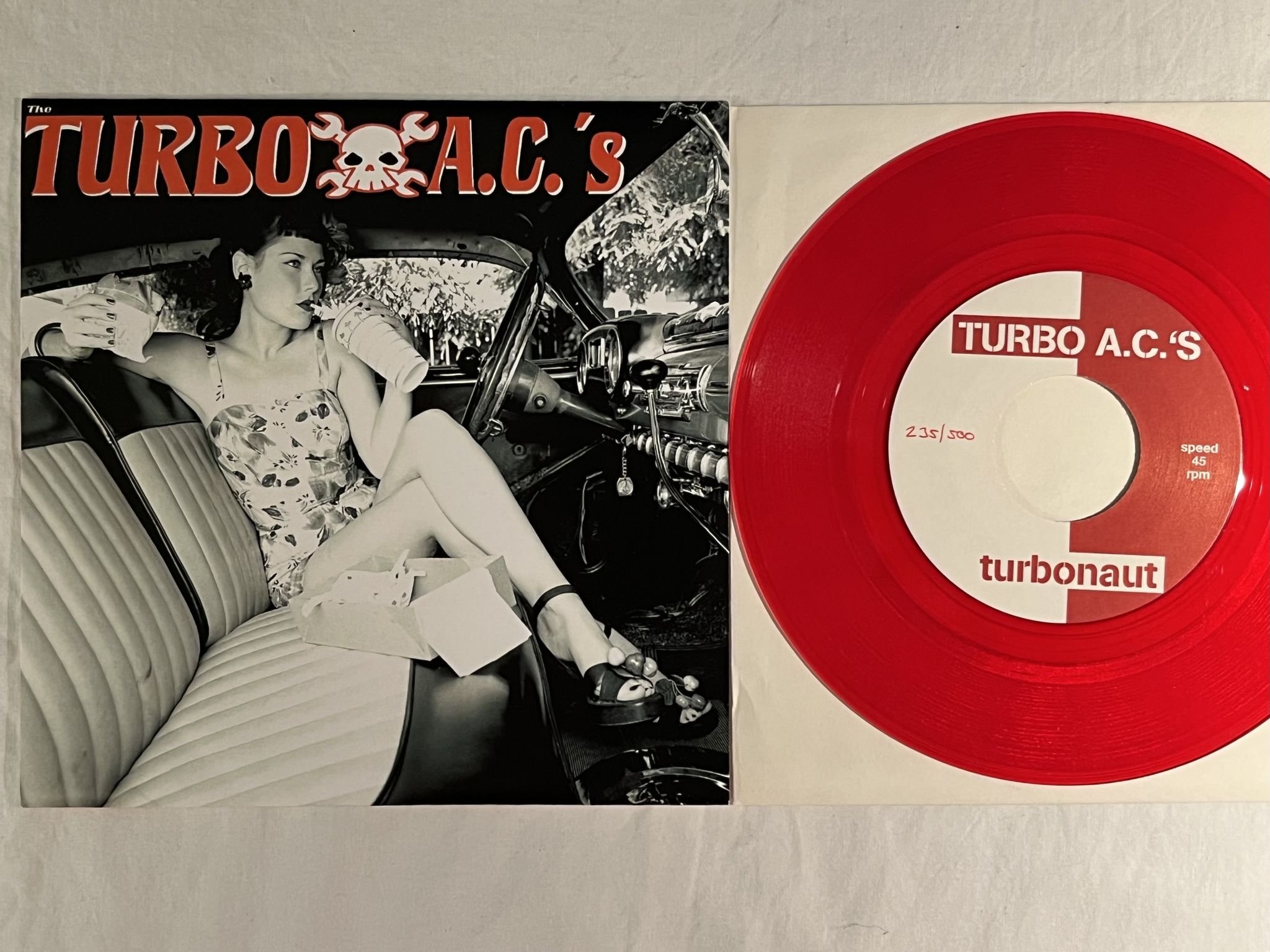 Omslagsbild för skivan DWARVES / TURBO A.C.'S Bleed On / Turbonaut 7" 2005 nbr 006 *** #235/500 ***