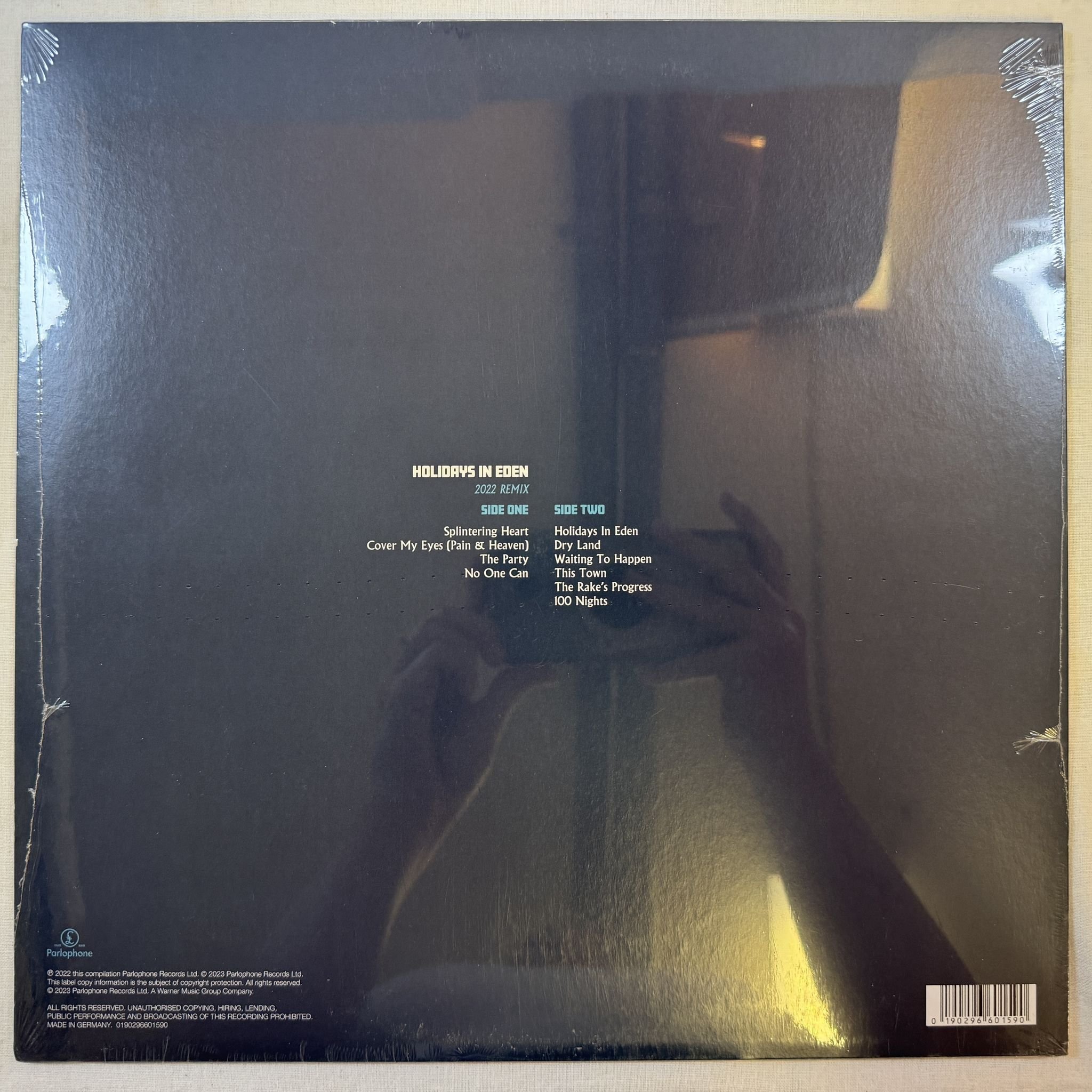 Omslagsbild för skivan MARILLION holidays in eden LP -2023 Parlophone – 0190296601590