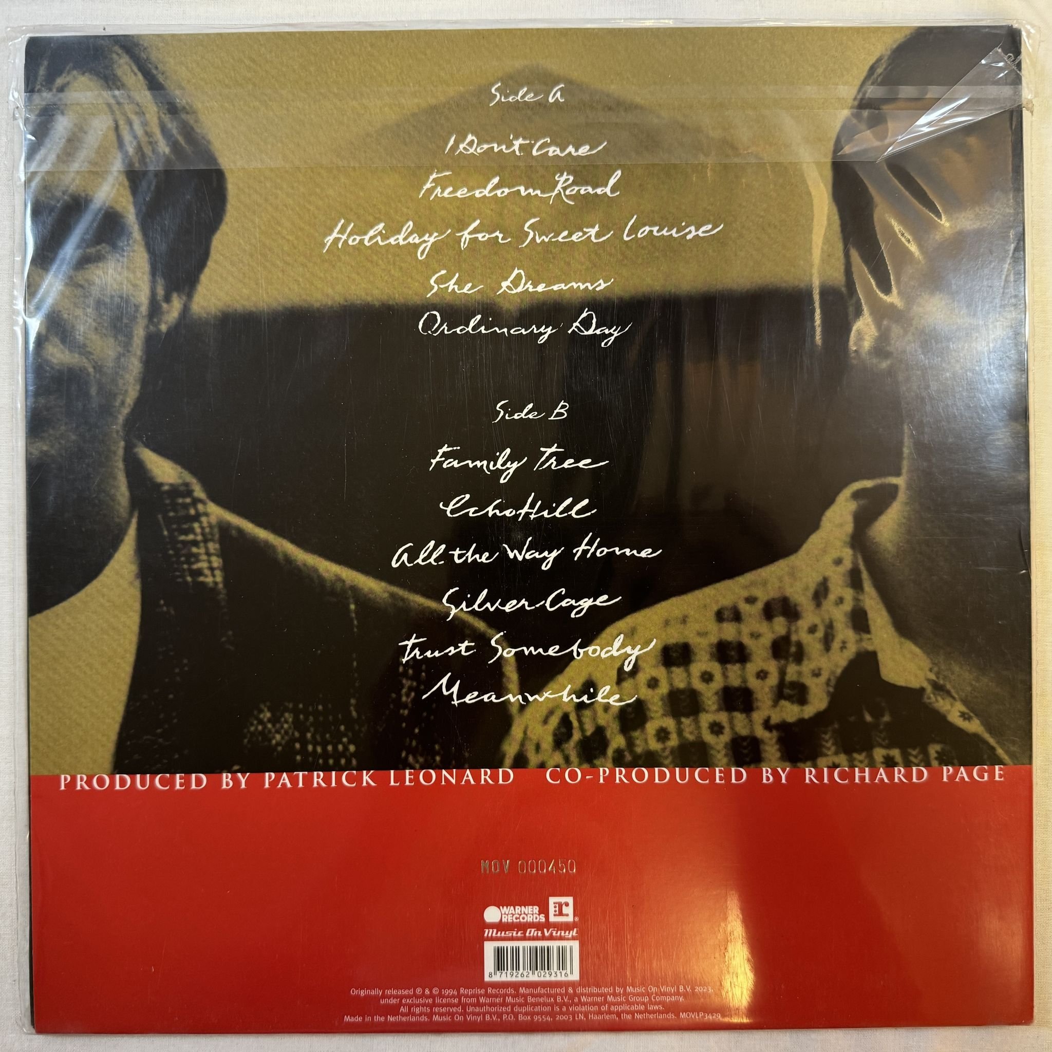 Omslagsbild för skivan 3RD MATINEE meanwhile LP -2023 Music On Vinyl – MOVLP3429