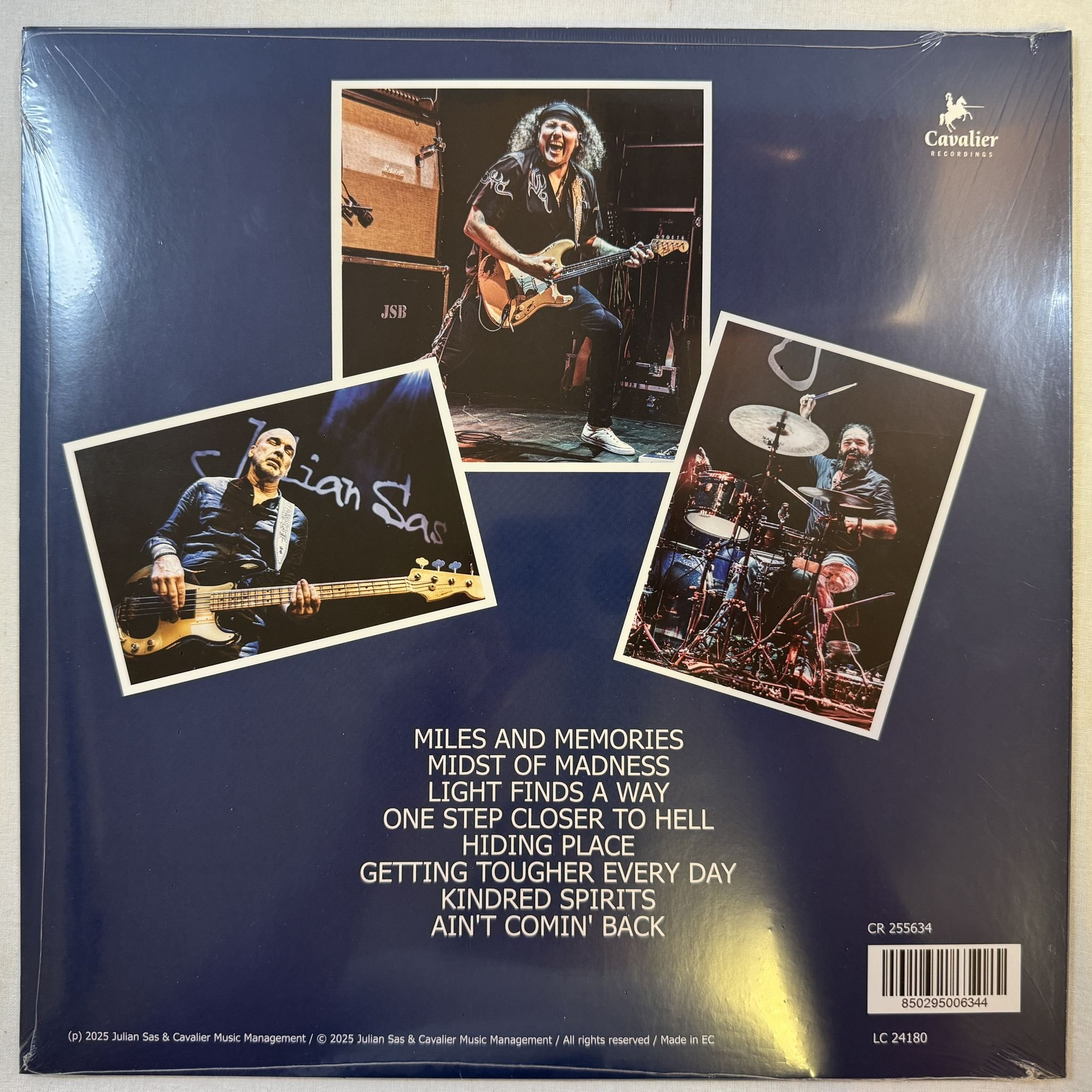 Omslagsbild för skivan JULIAN SAS miles and memories LP -2025 Cavalier Music Management – CR 255634